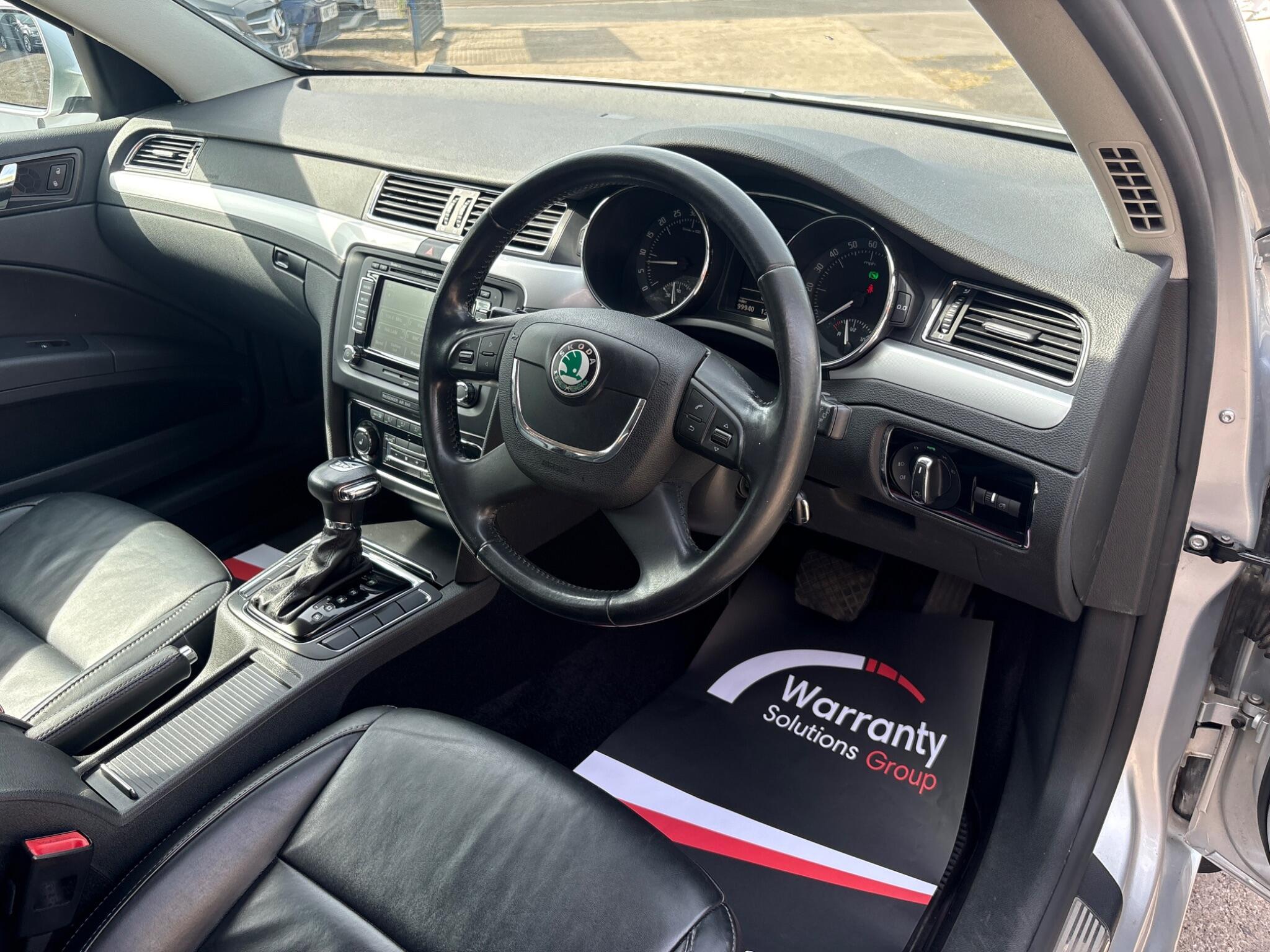 Skoda Superb - Image 12