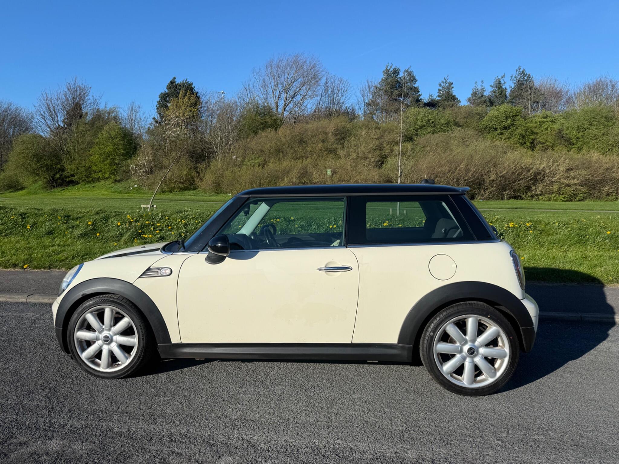 MINI Hatch - Image 5