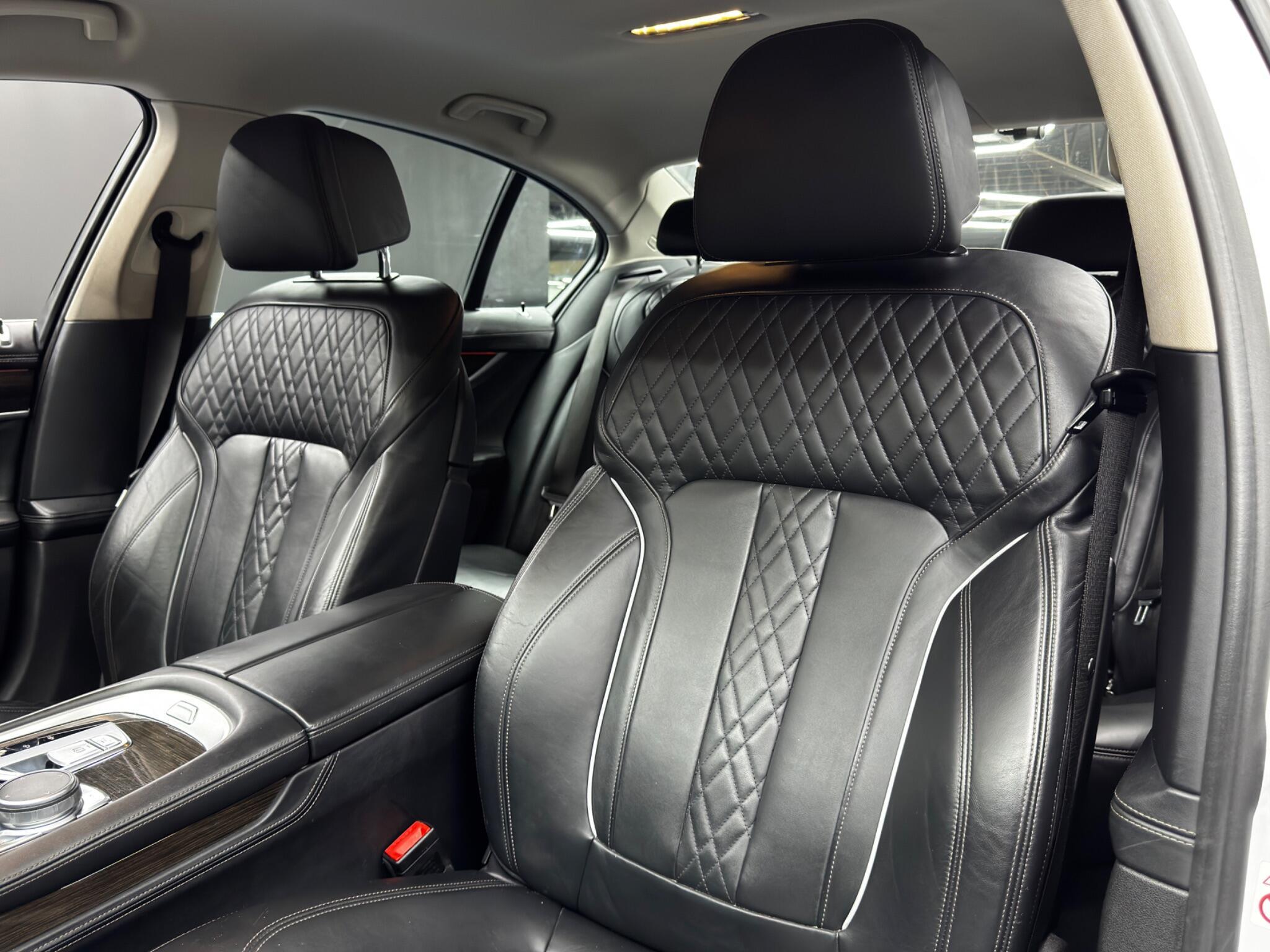 BMW 7 Series - Image 14