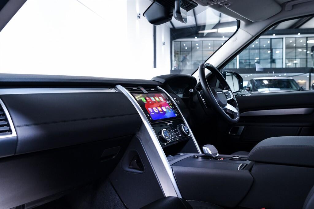 Land Rover Discovery - Image 12