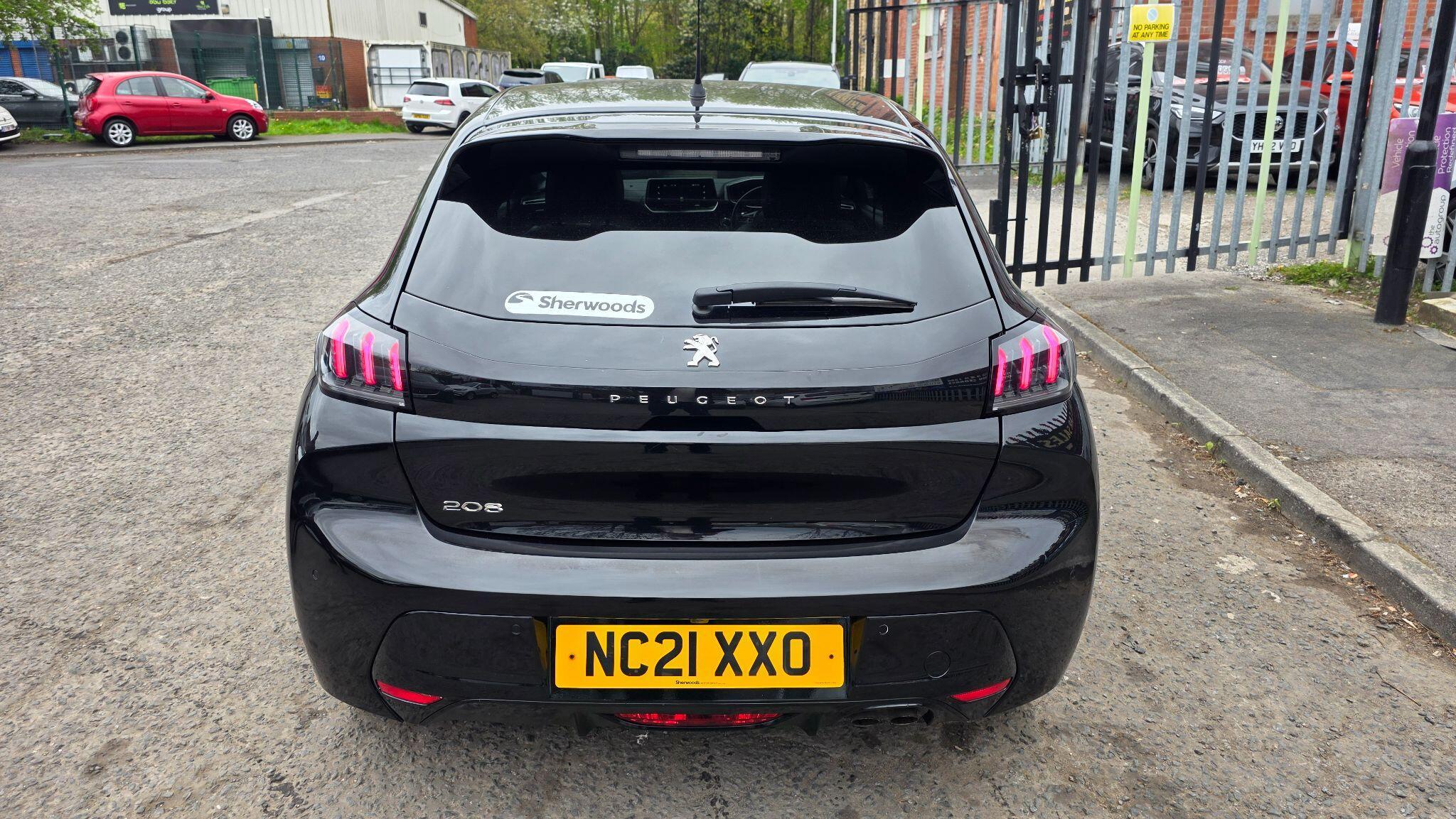 Peugeot 208 - Image 11