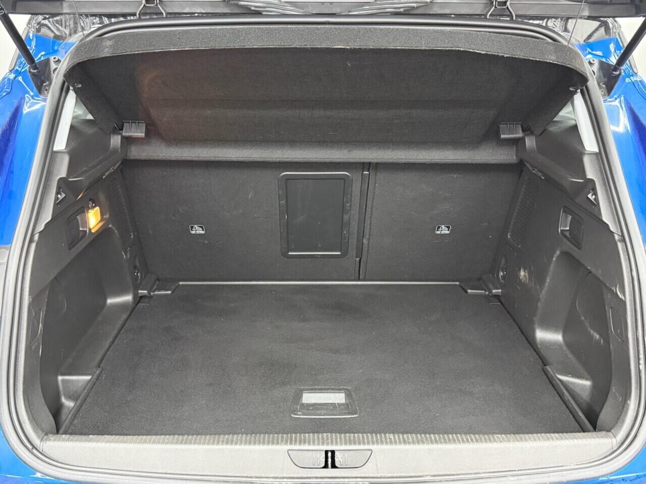 Vauxhall Grandland X - Image 13