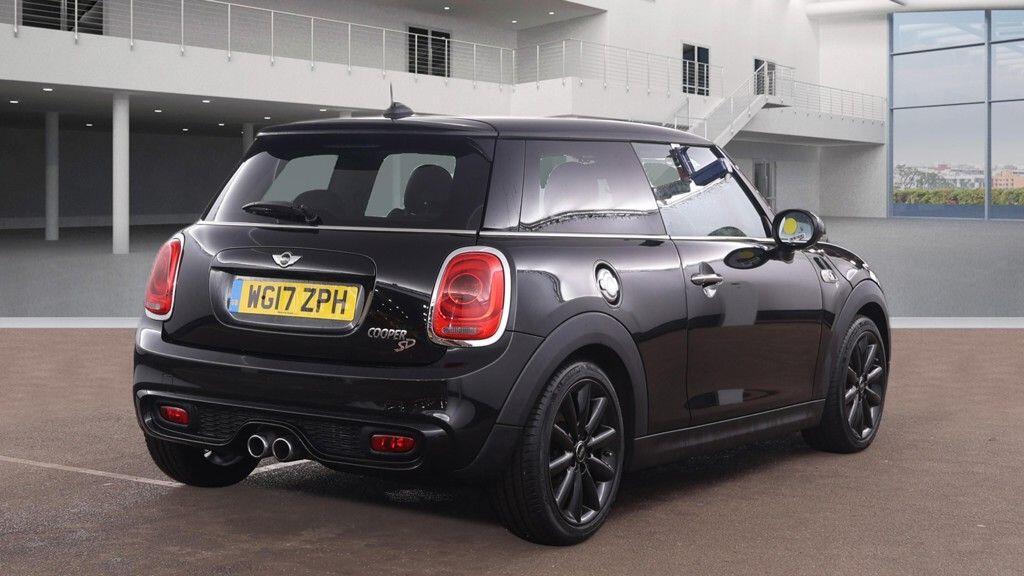 MINI Hatch - Image 6