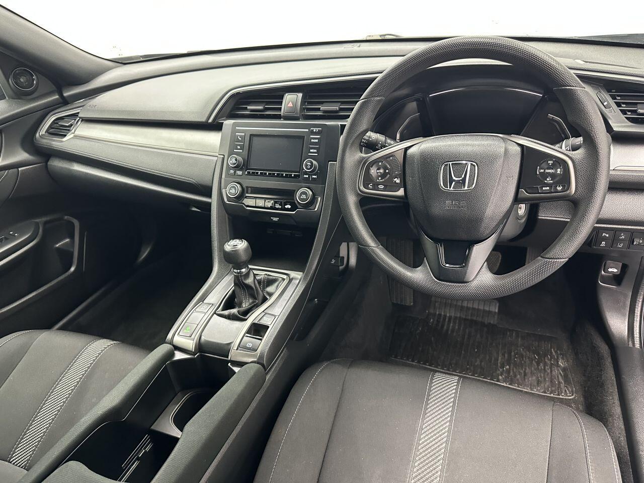 Honda Civic - Image 18