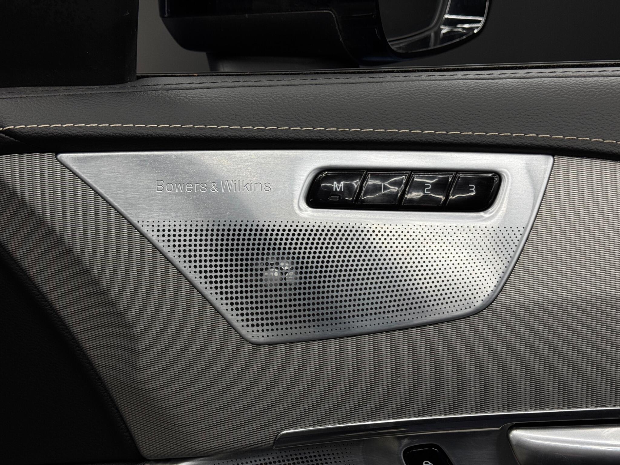 Volvo XC90 - Image 46