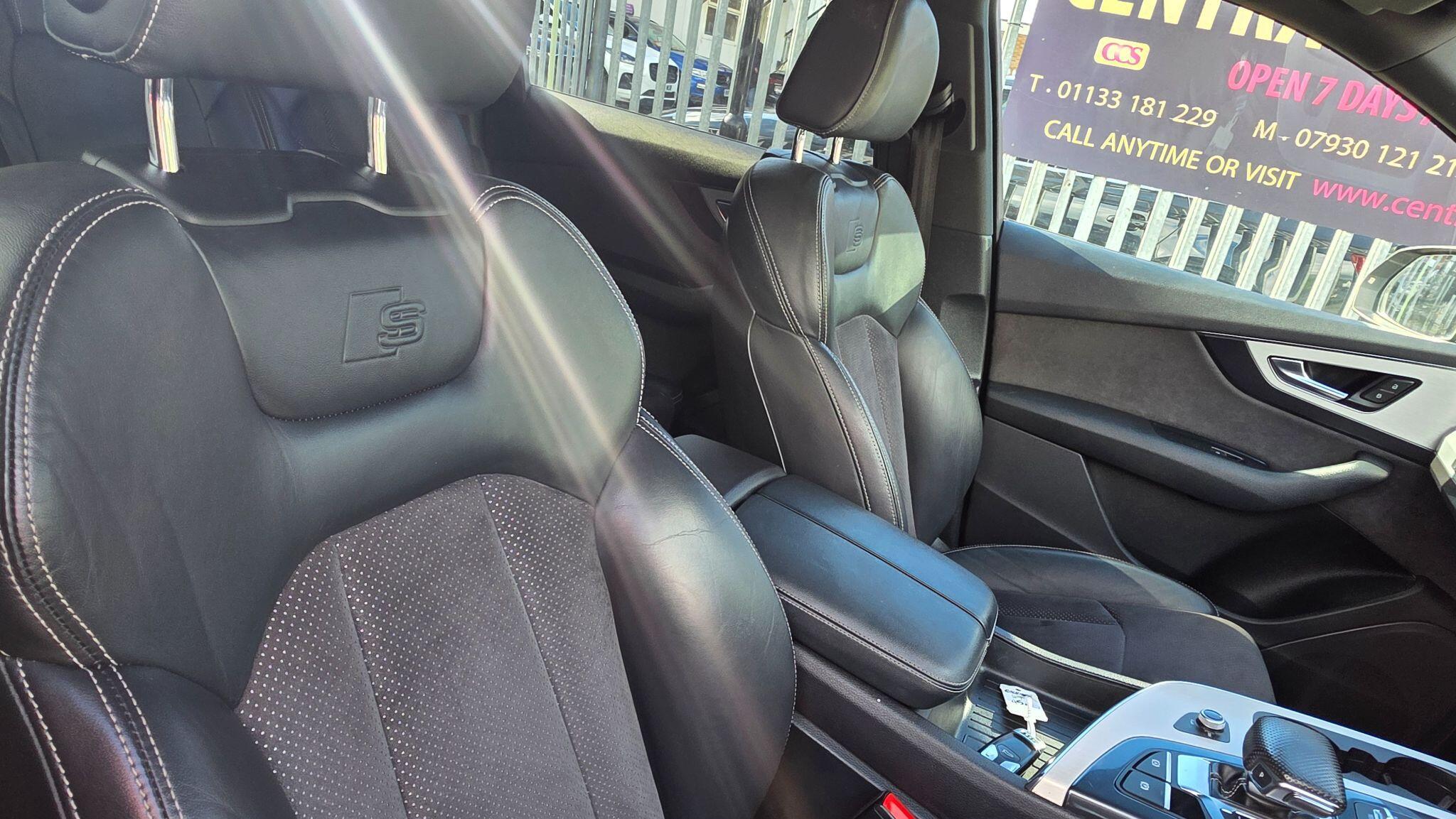 Audi Q7 - Image 28
