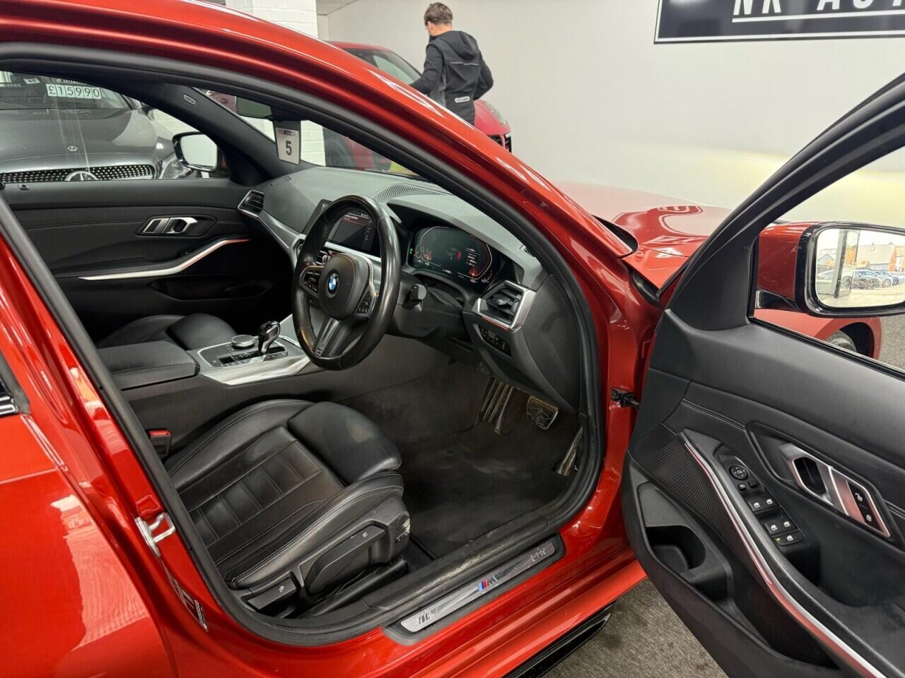 BMW 3 Series - Image 17