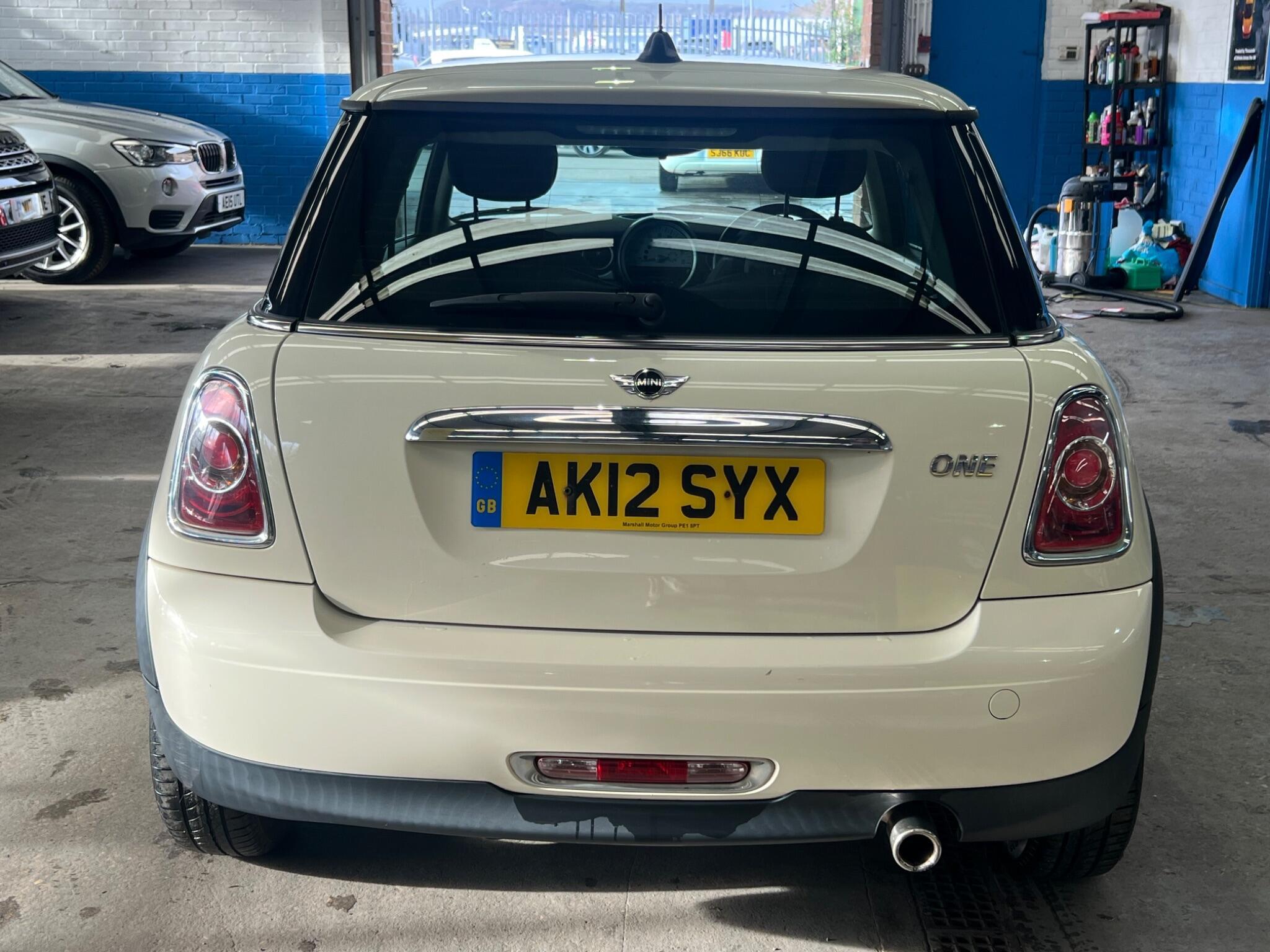 MINI Hatch - Image 5