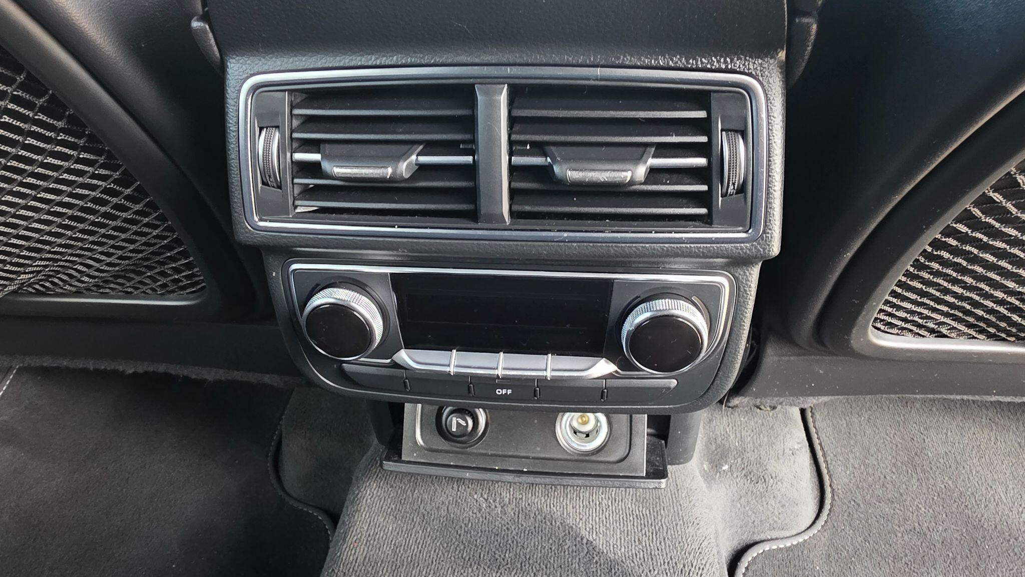 Audi Q7 - Image 31