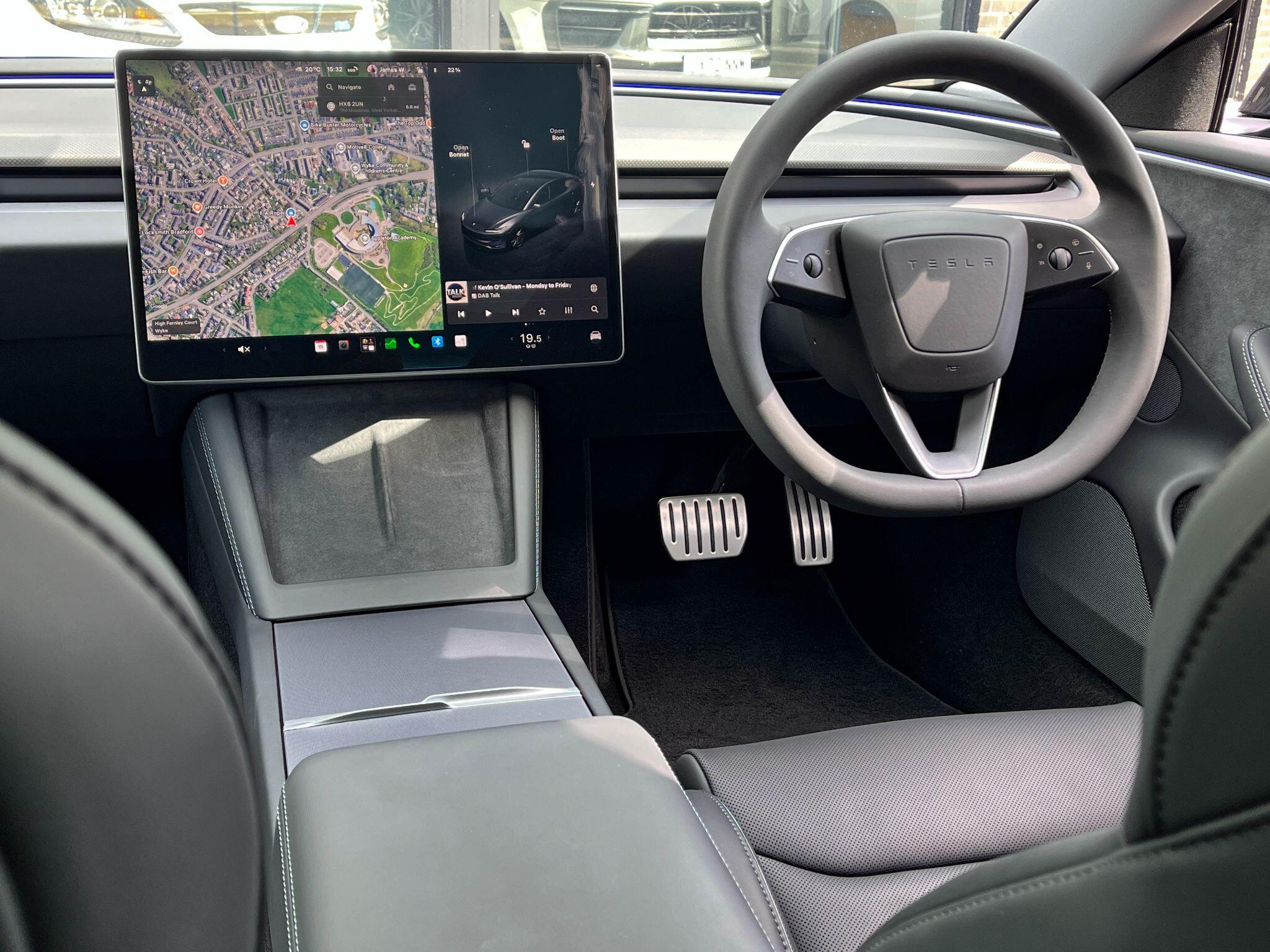 Tesla Model 3 - Image 13