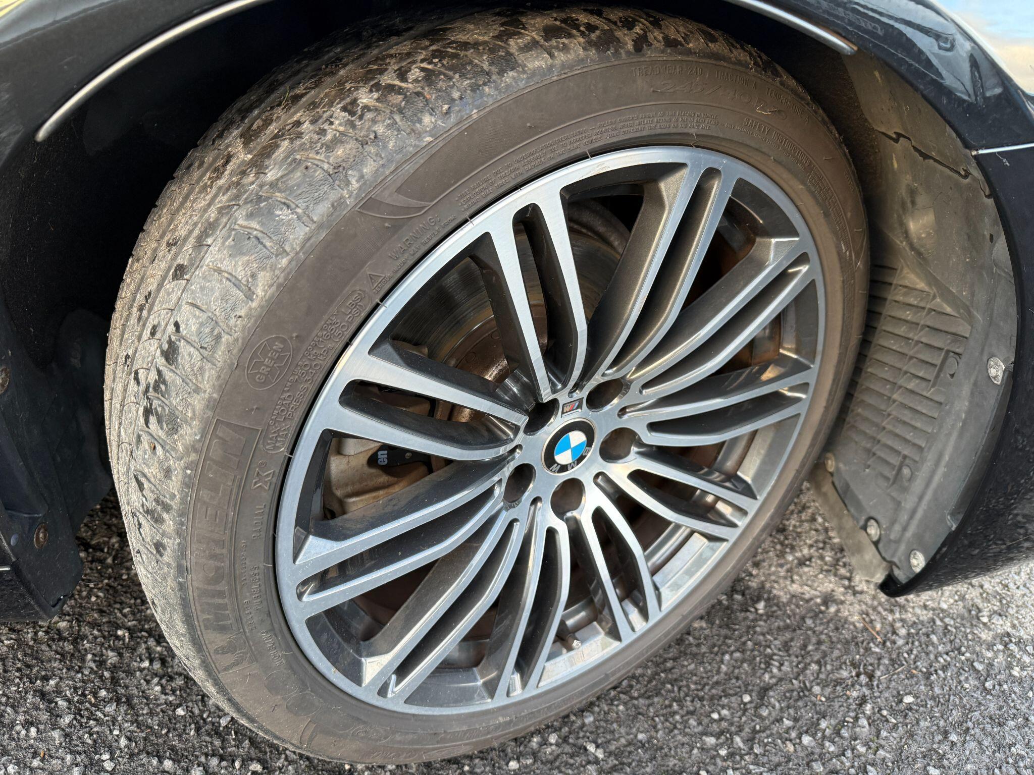 BMW 5 Series - Image 88