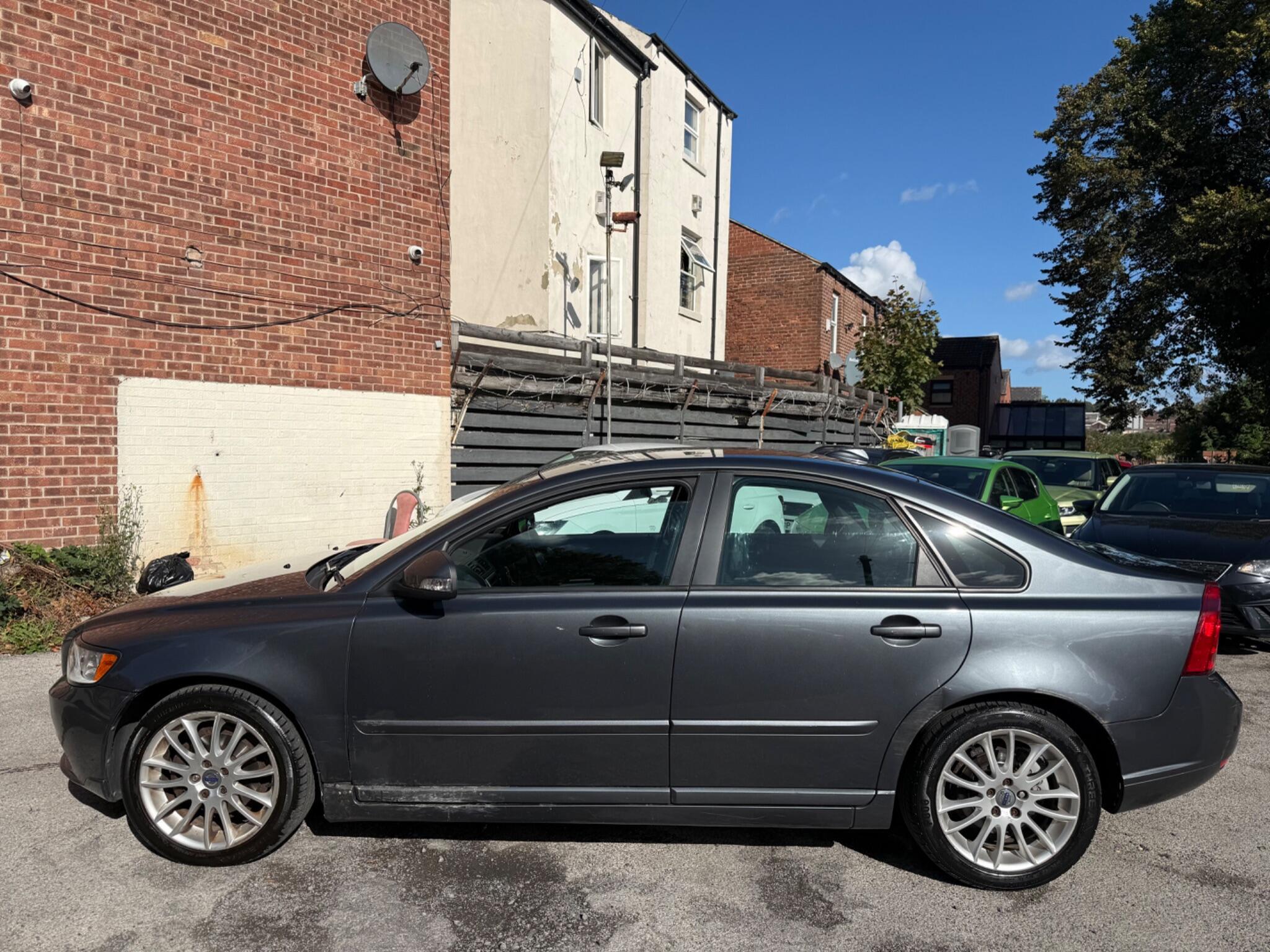 Volvo S40 - Image 4