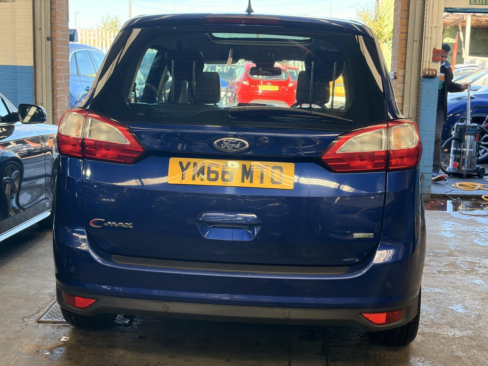 Ford Grand C-MAX - Image 6