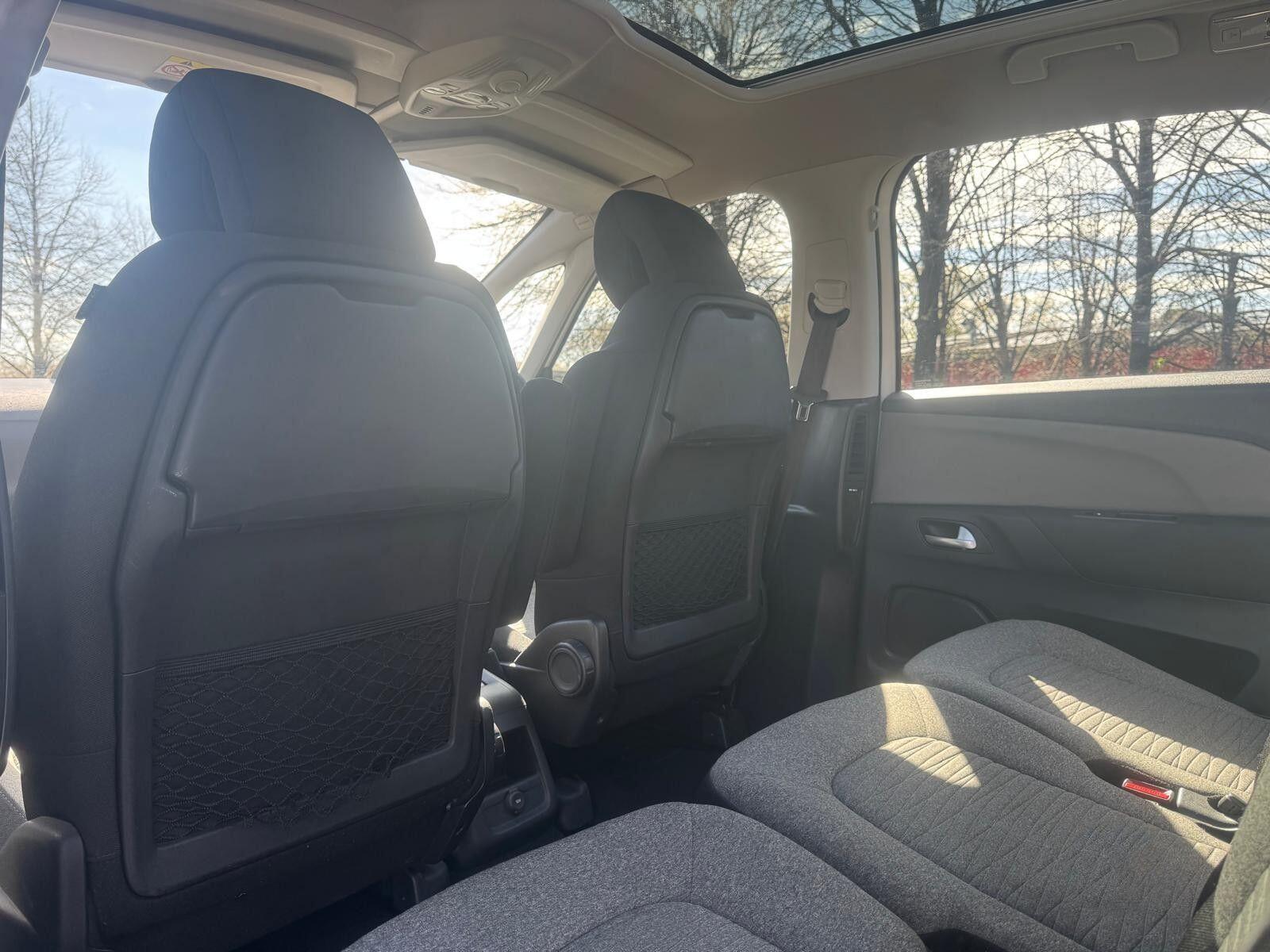 Citroen C4 Picasso - Image 33