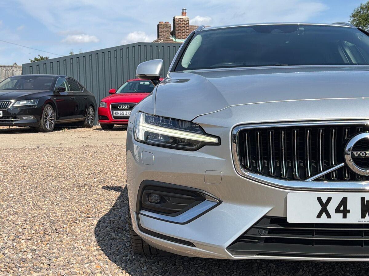 Volvo V60 - Image 11
