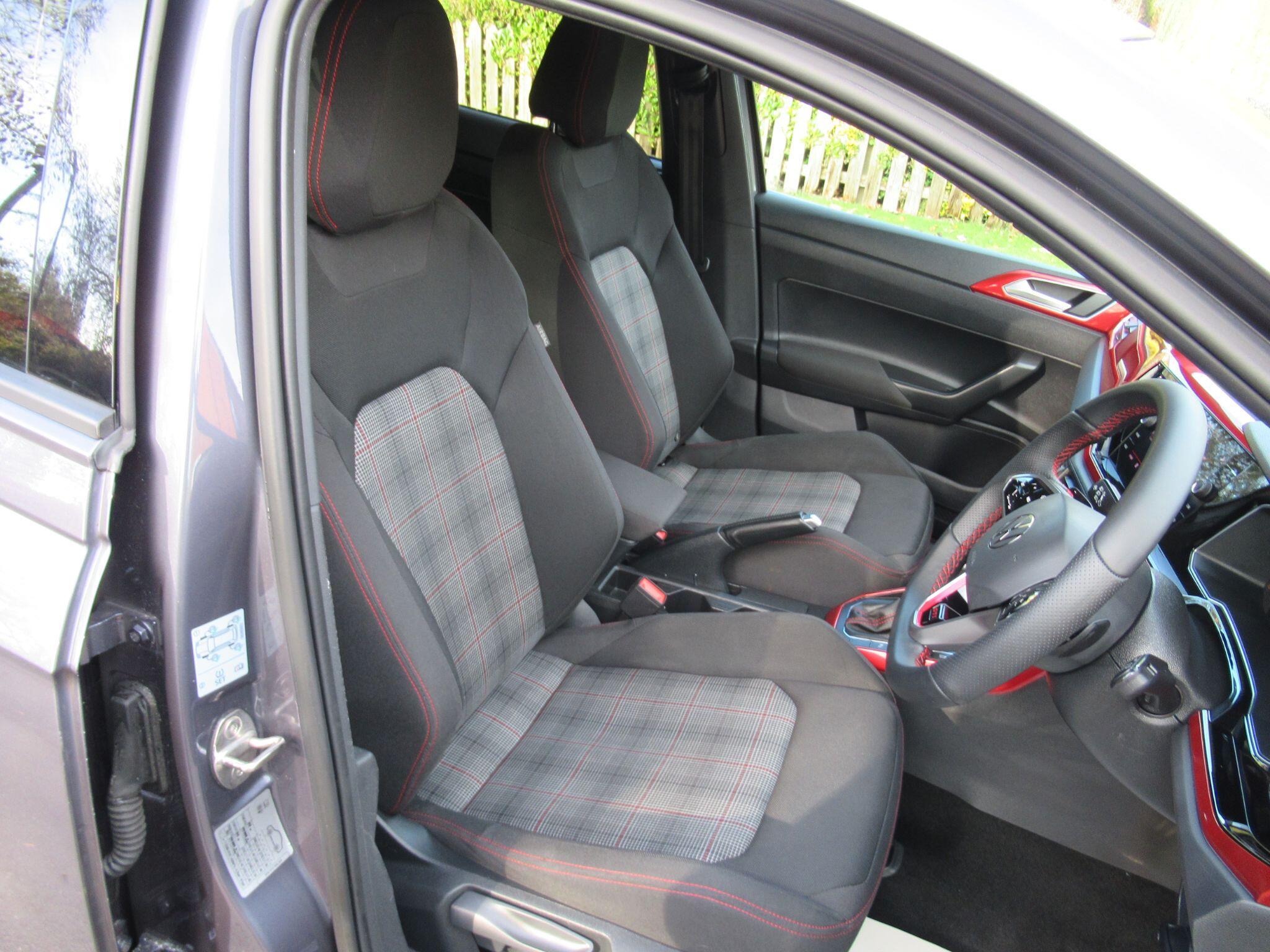 Volkswagen Polo - Image 24