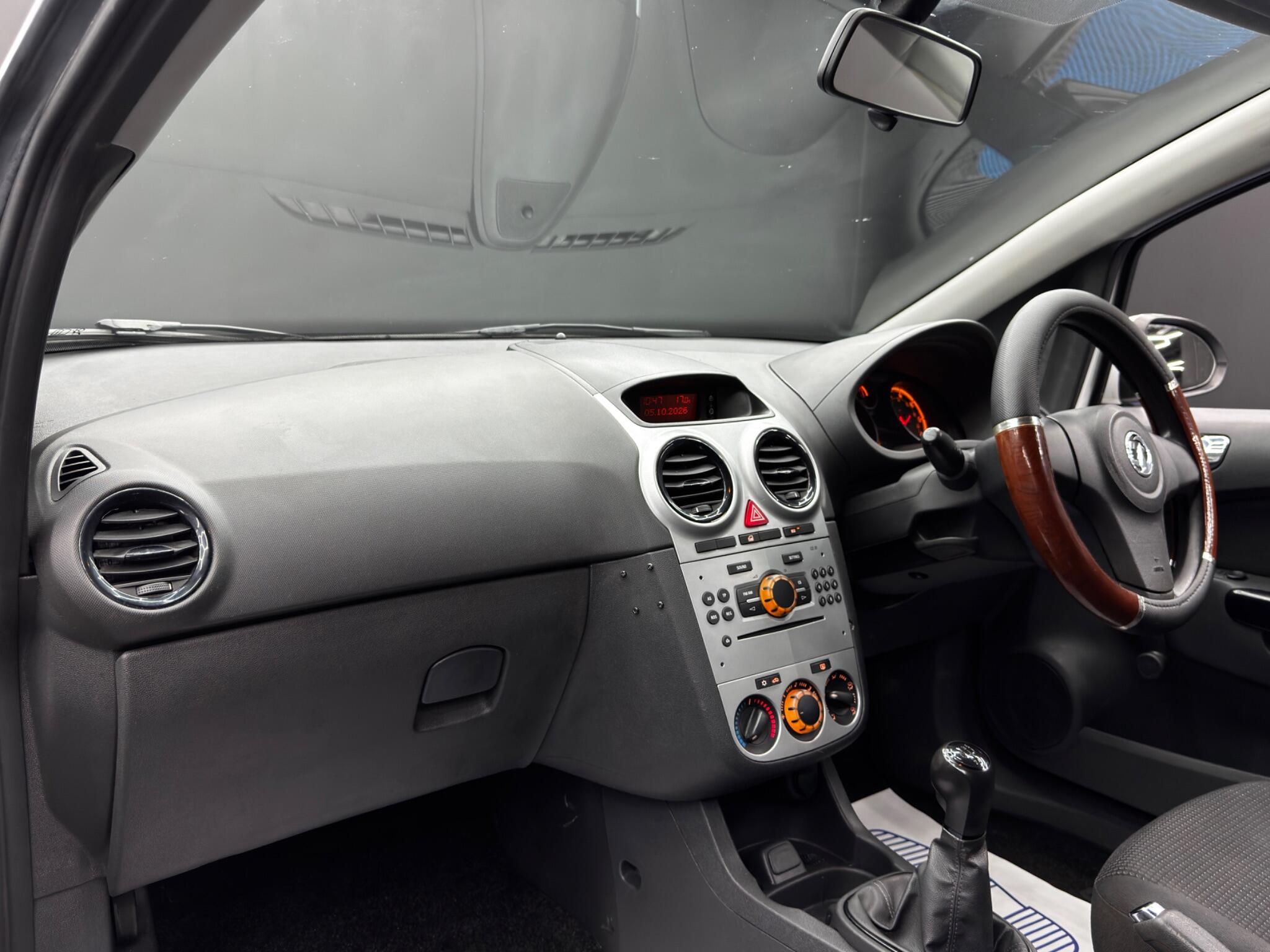 Vauxhall Corsa Van - Image 11