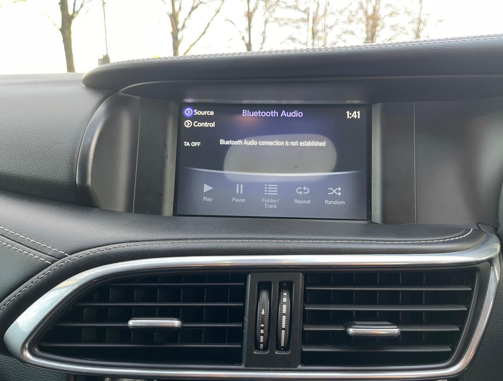 Infiniti Q30 - Image 37