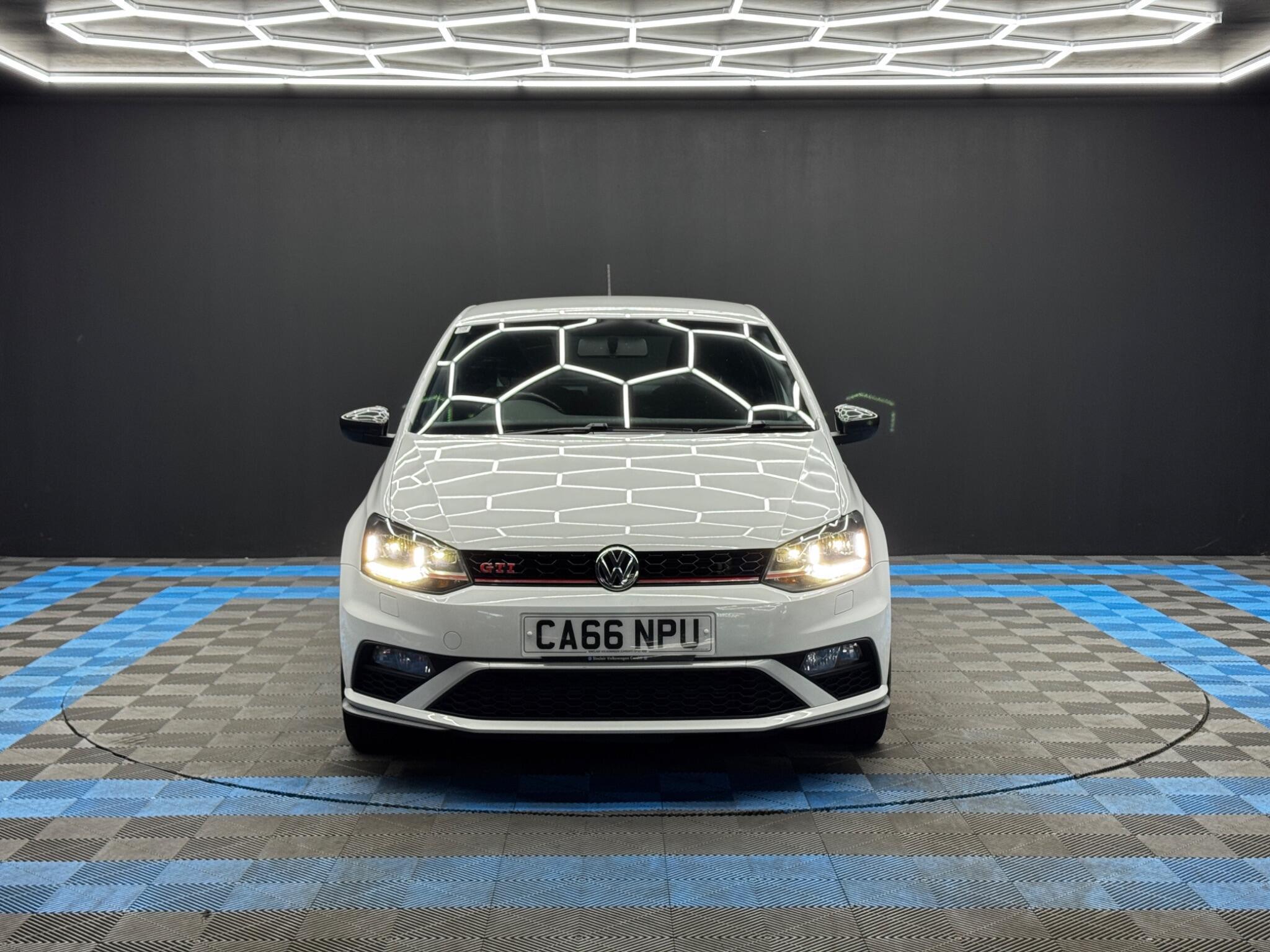 Volkswagen Polo - Image 2