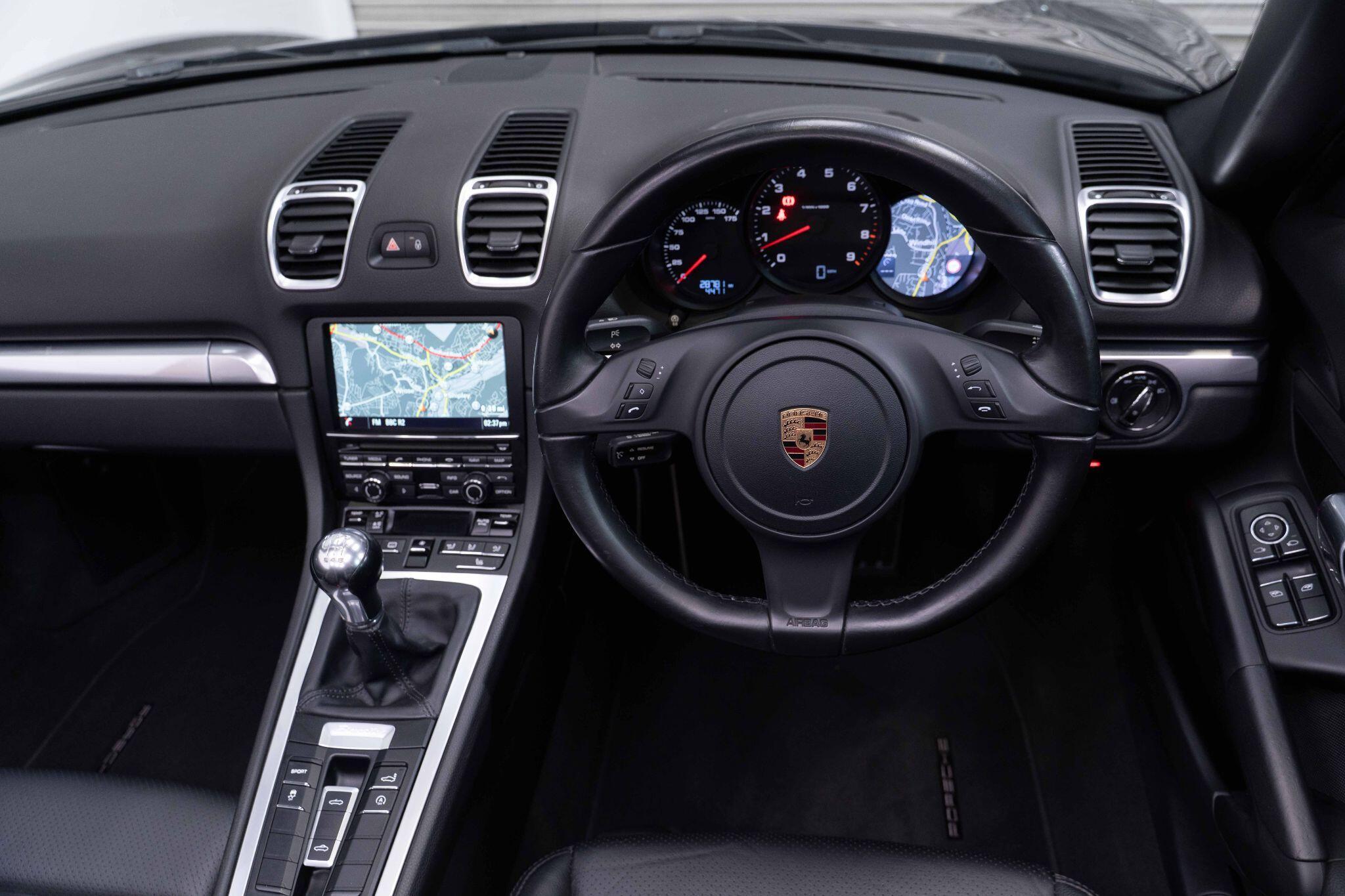 Porsche Boxster - Image 12