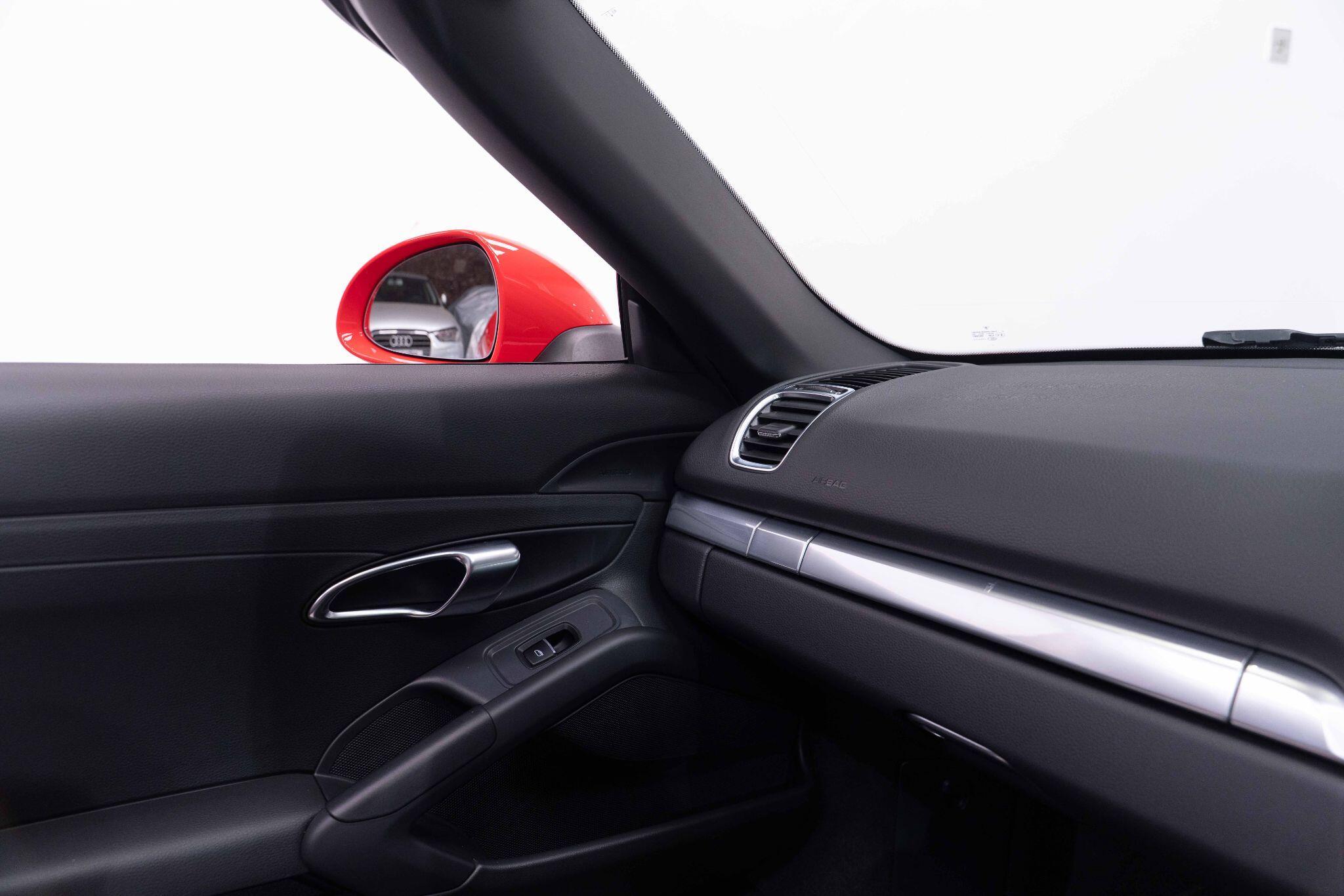 Porsche Boxster - Image 11