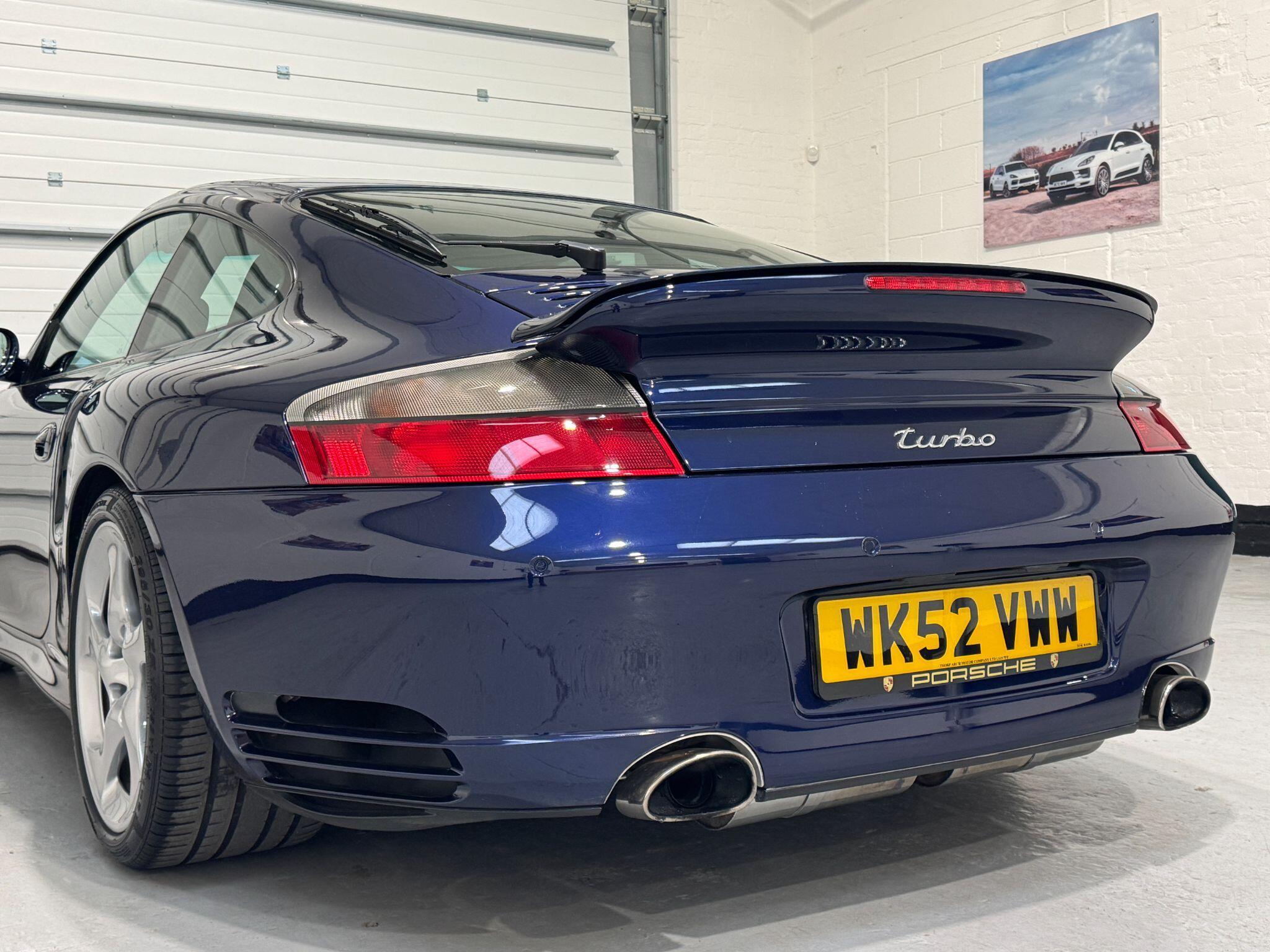 Porsche 911 - Image 60