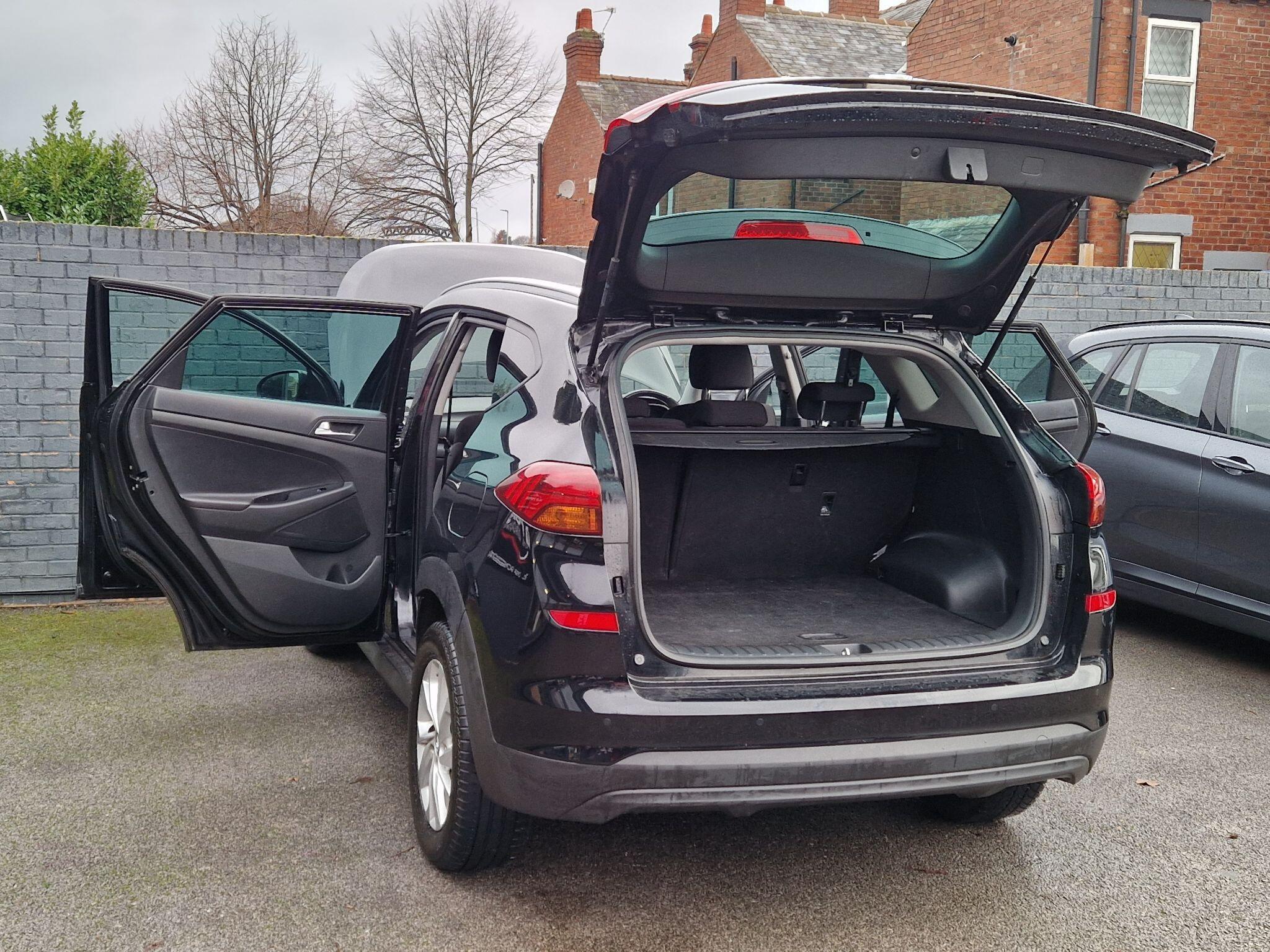 Hyundai Tucson - Image 19