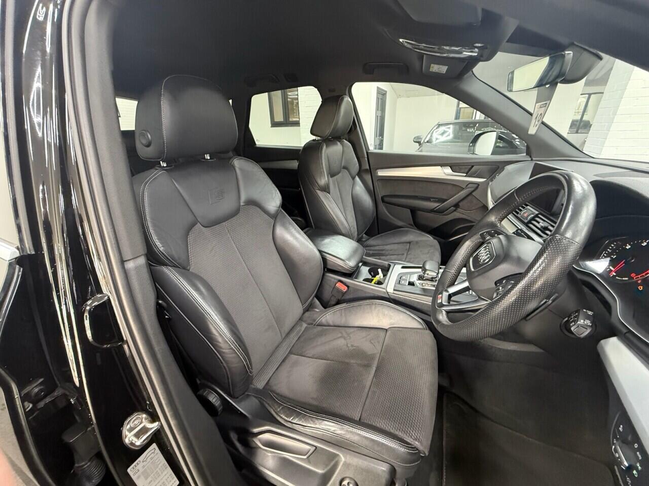 Audi Q5 - Image 15