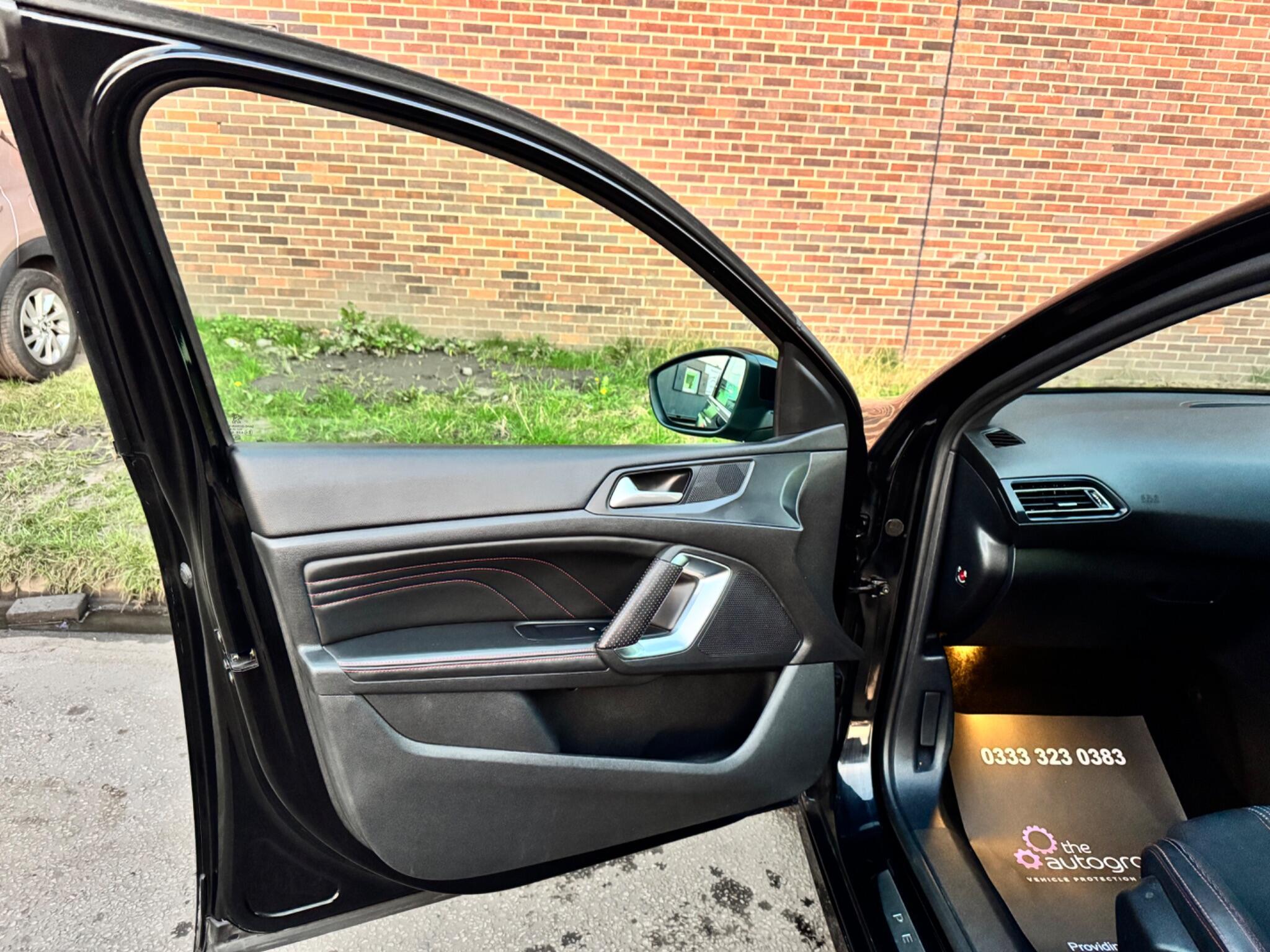 Peugeot 308 - Image 10