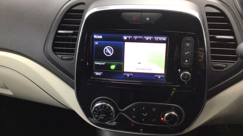 Renault Captur - Image 2
