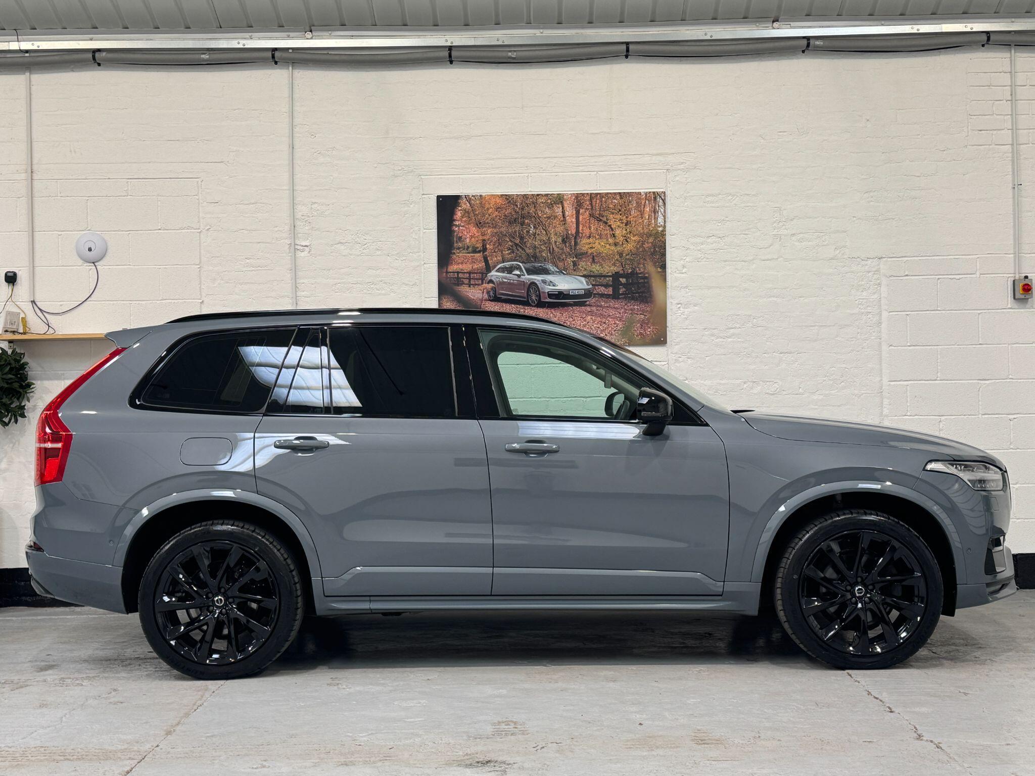 Volvo XC90 - Image 12