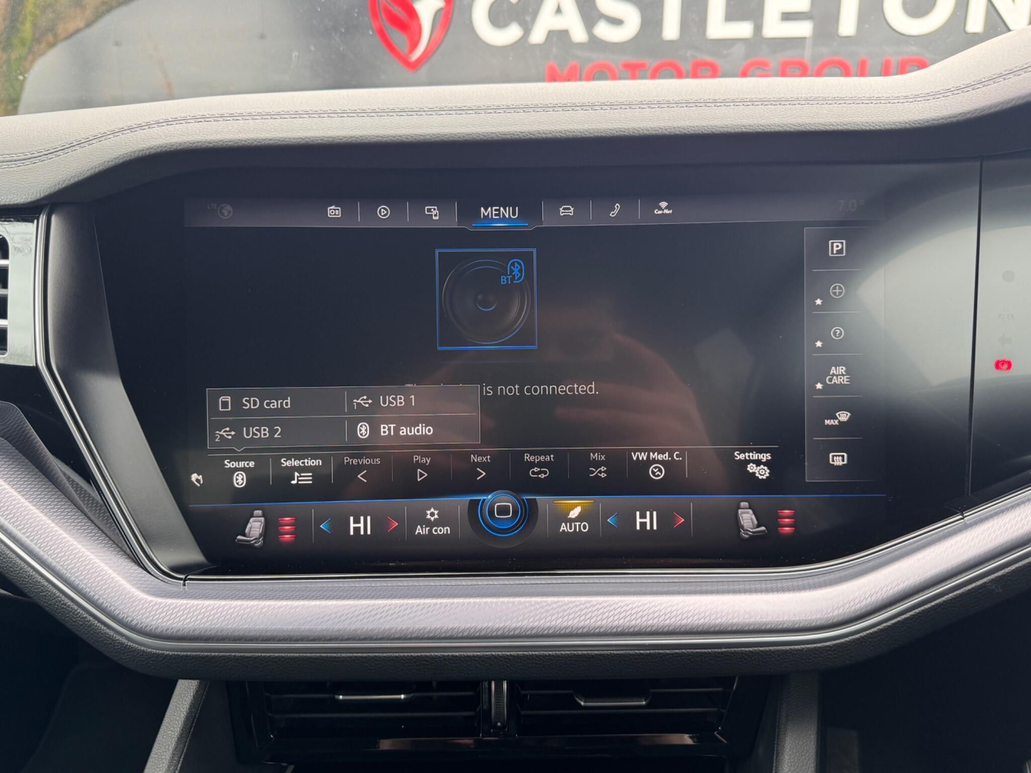 Volkswagen Touareg - Image 46