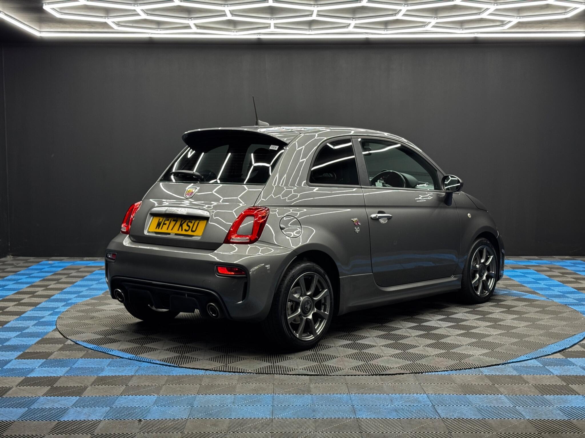 Abarth 595 - Image 5