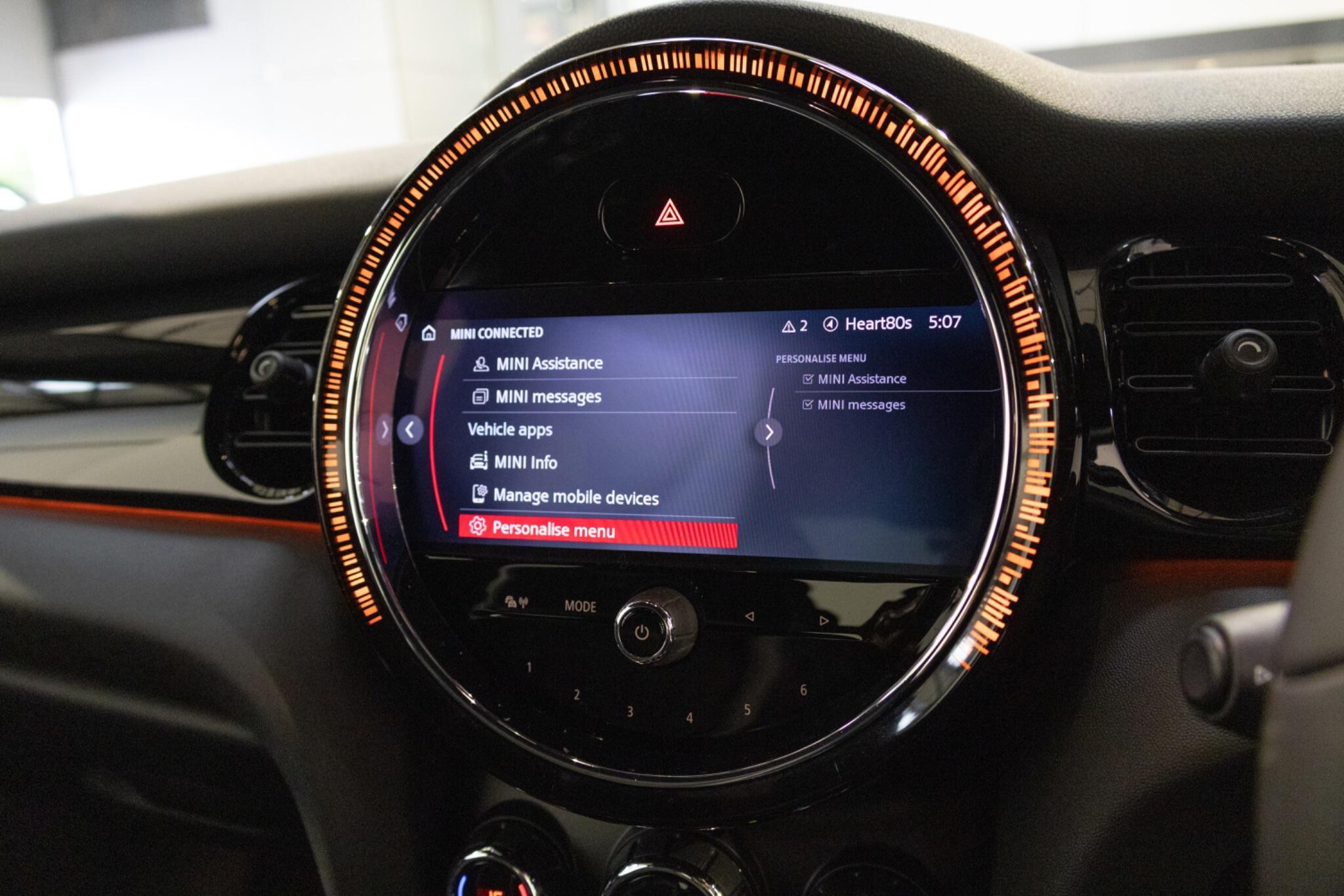 MINI Hatch - Image 19