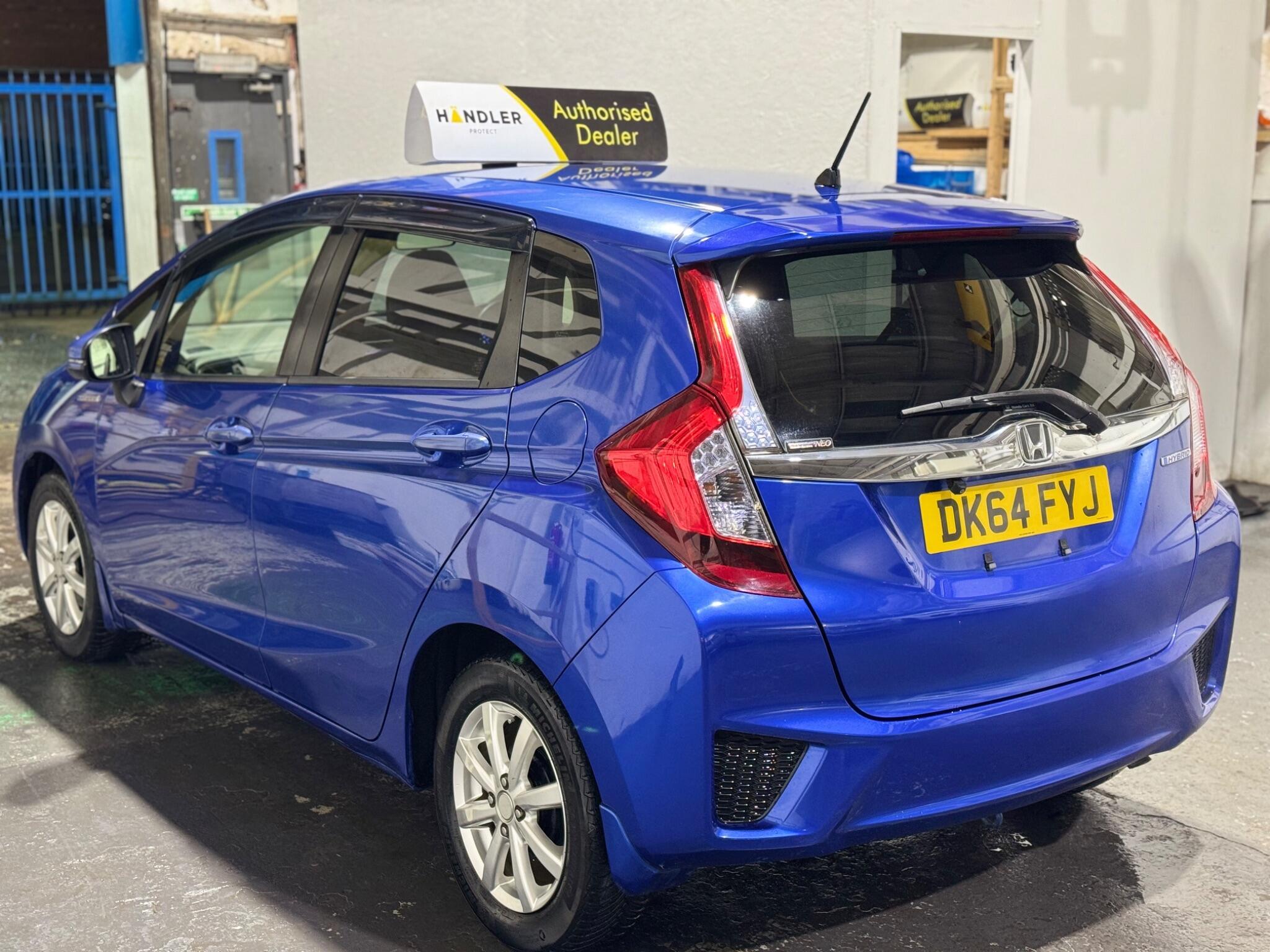 Honda FIT - Image 10