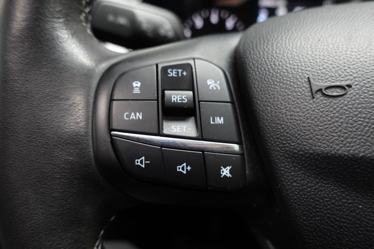 Ford Fiesta - Image 30