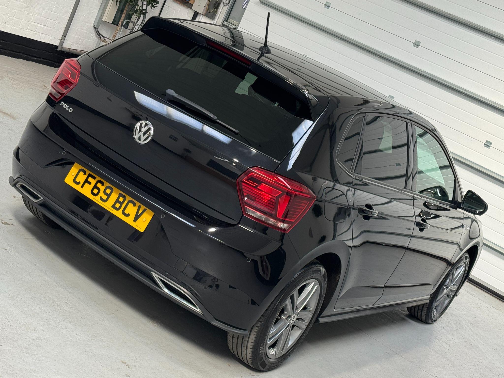 Volkswagen Polo - Image 32