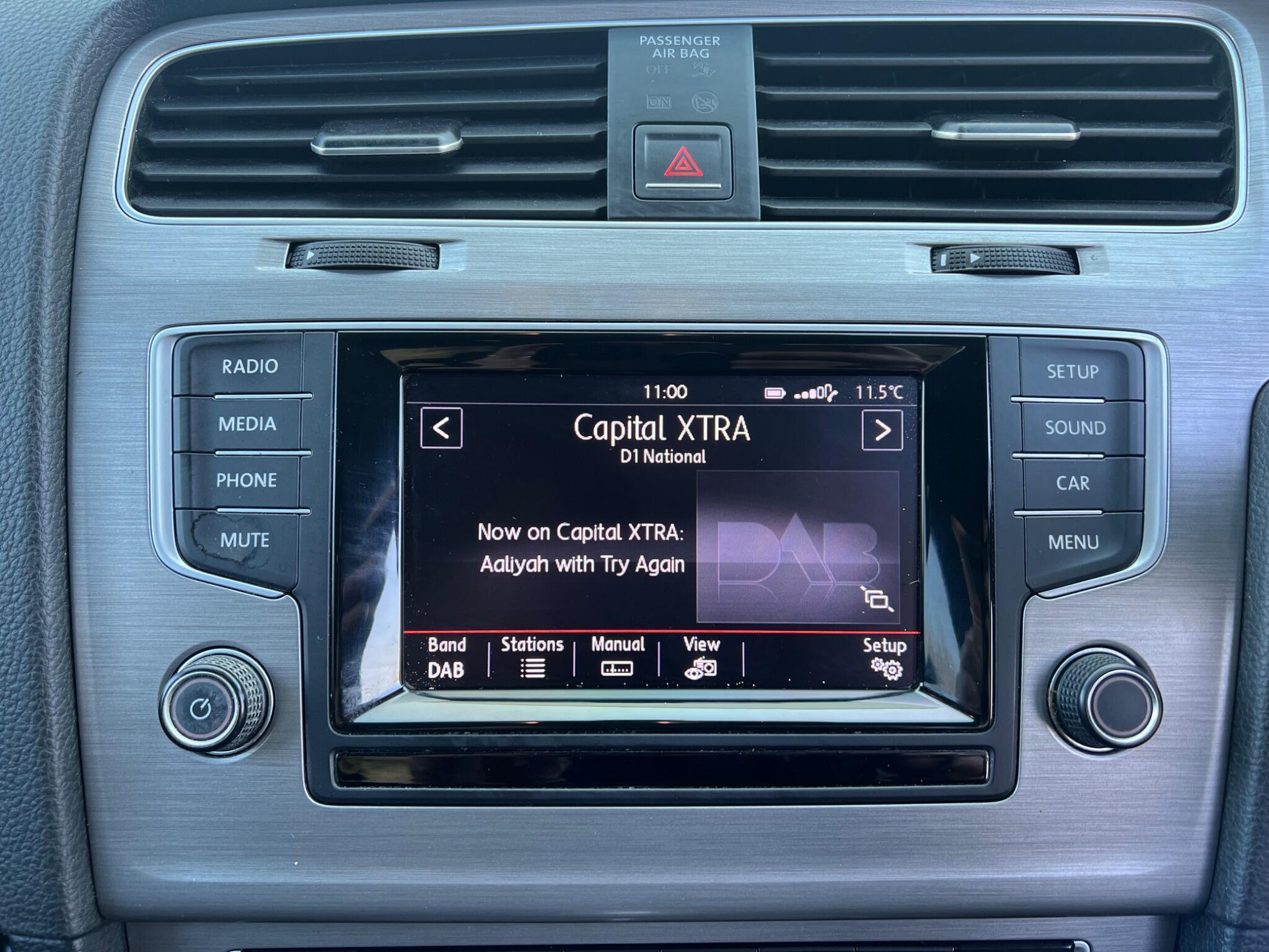 Volkswagen Golf - Image 18