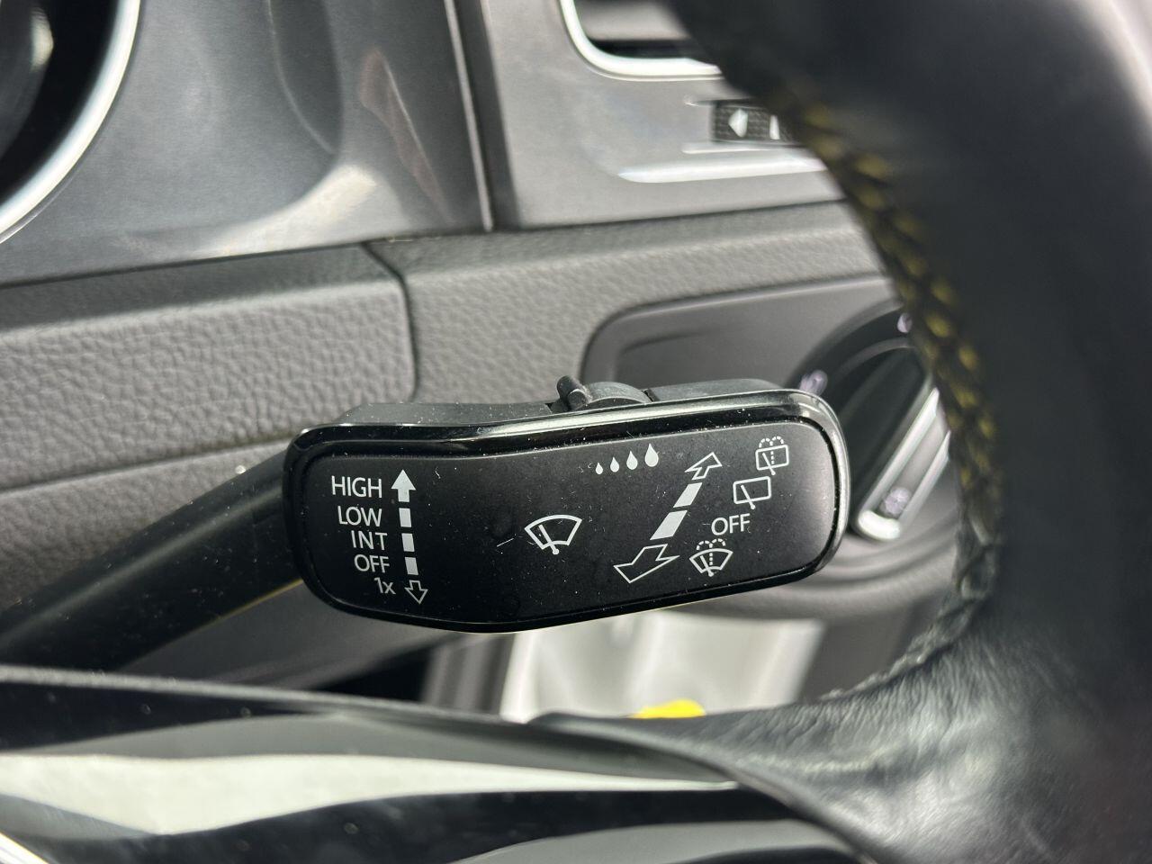 Volkswagen Golf - Image 25