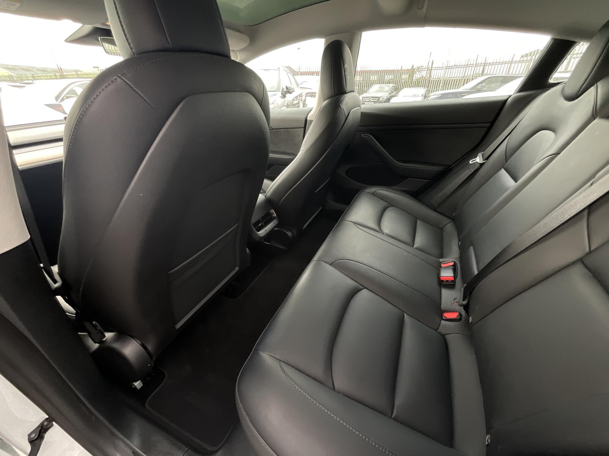 Tesla Model 3 - Image 13