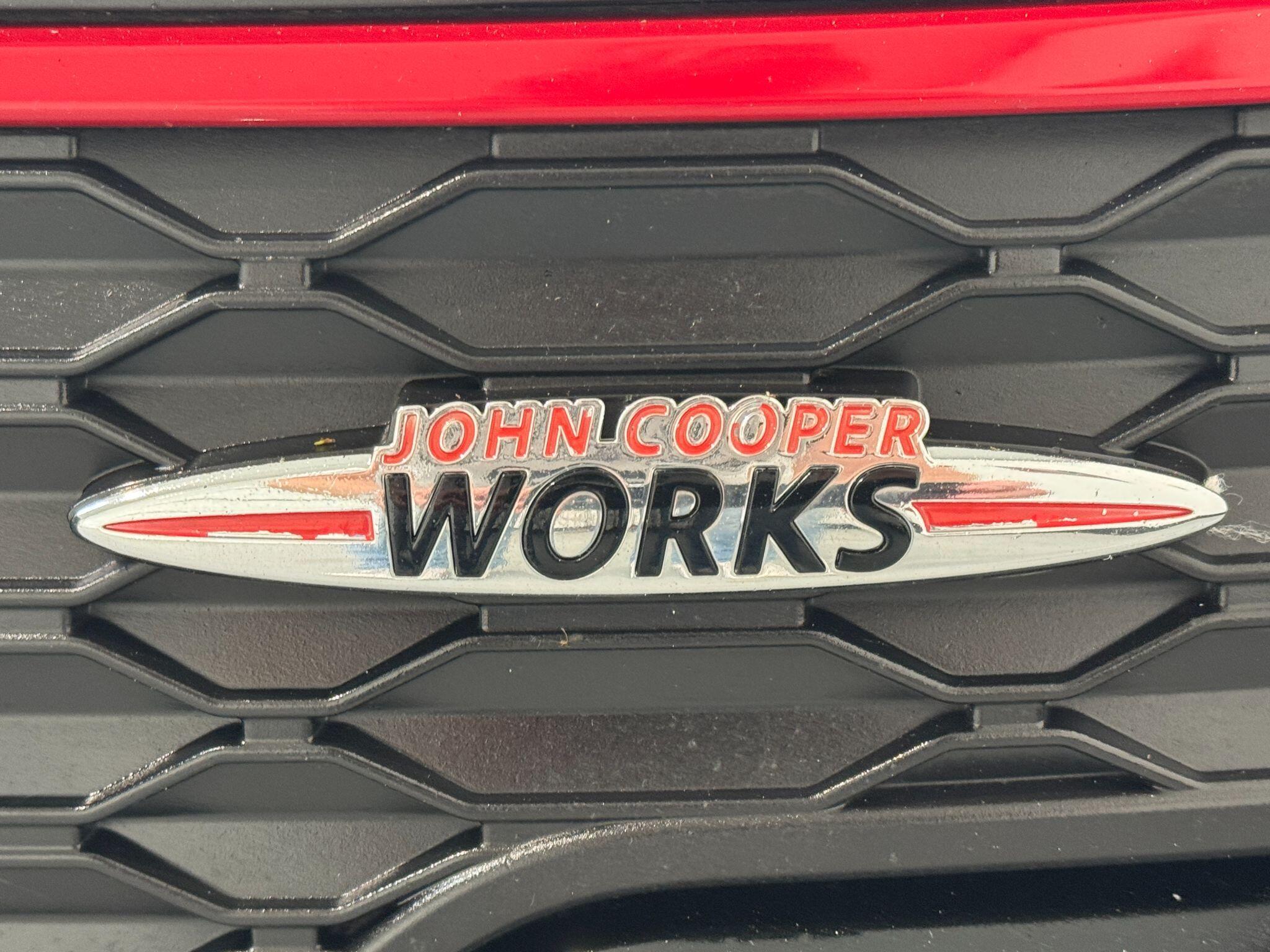 MINI Hatch - Image 36