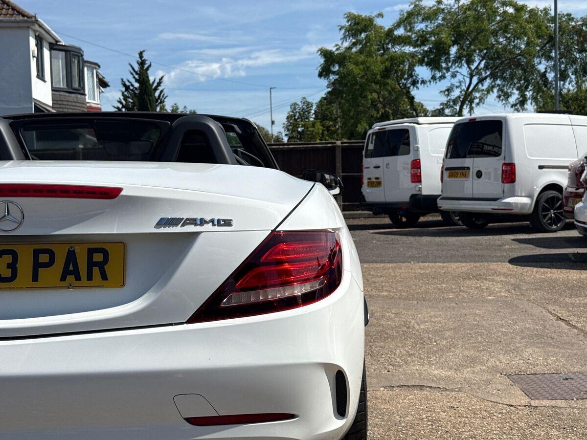 Mercedes SLC - Image 15