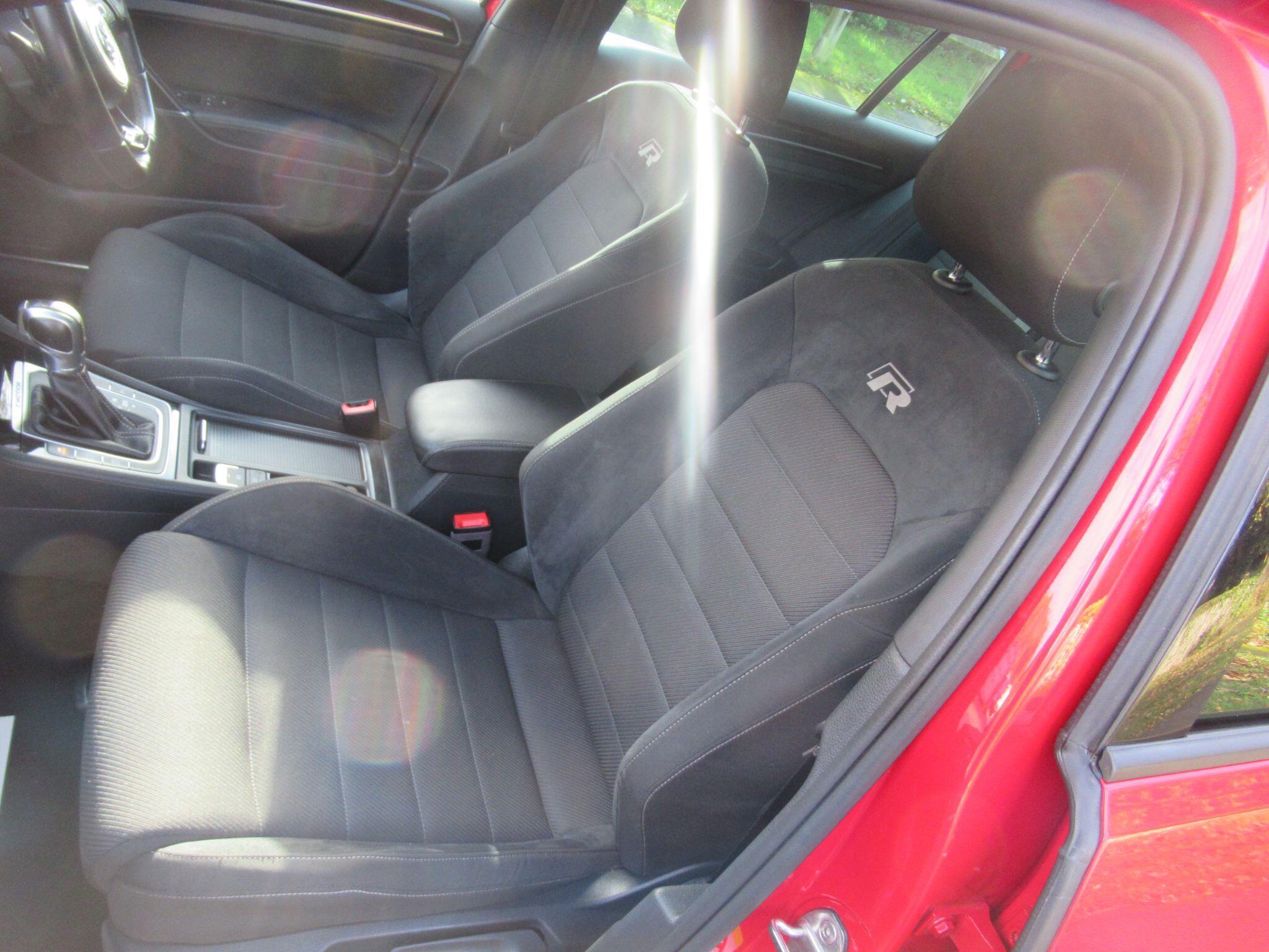 Volkswagen Golf - Image 20