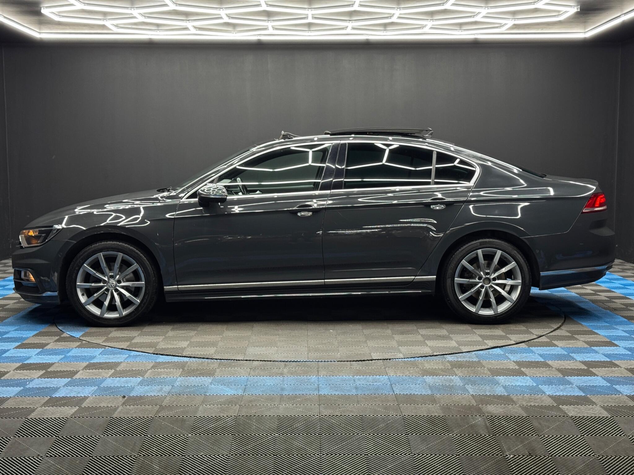 Volkswagen Passat - Image 8