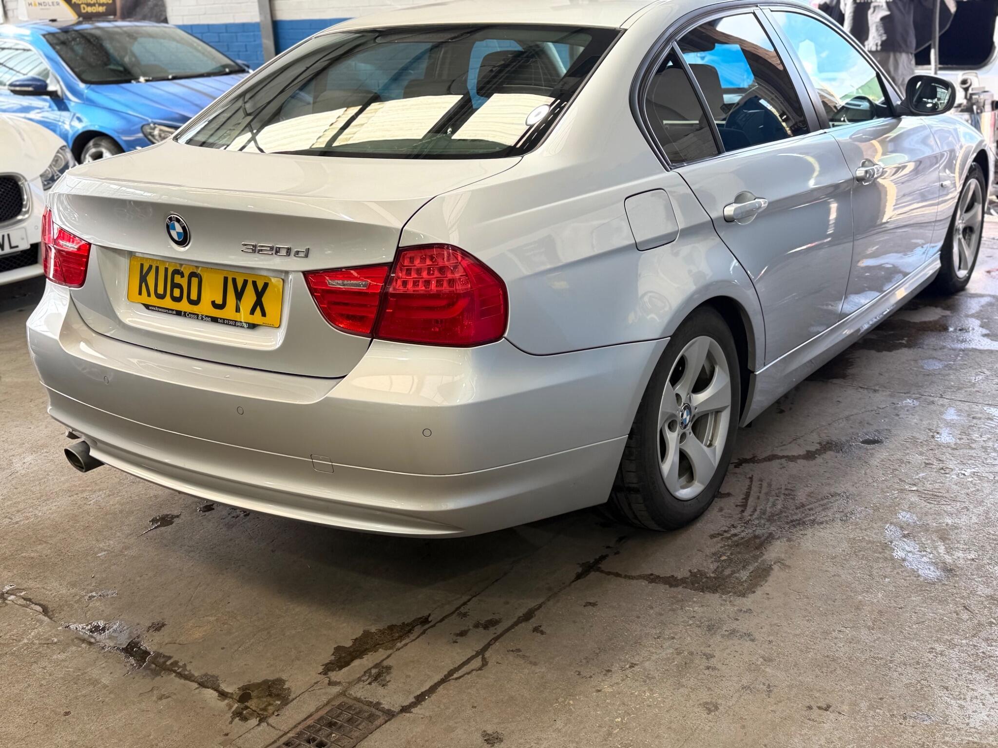 BMW 3 Series - Image 9