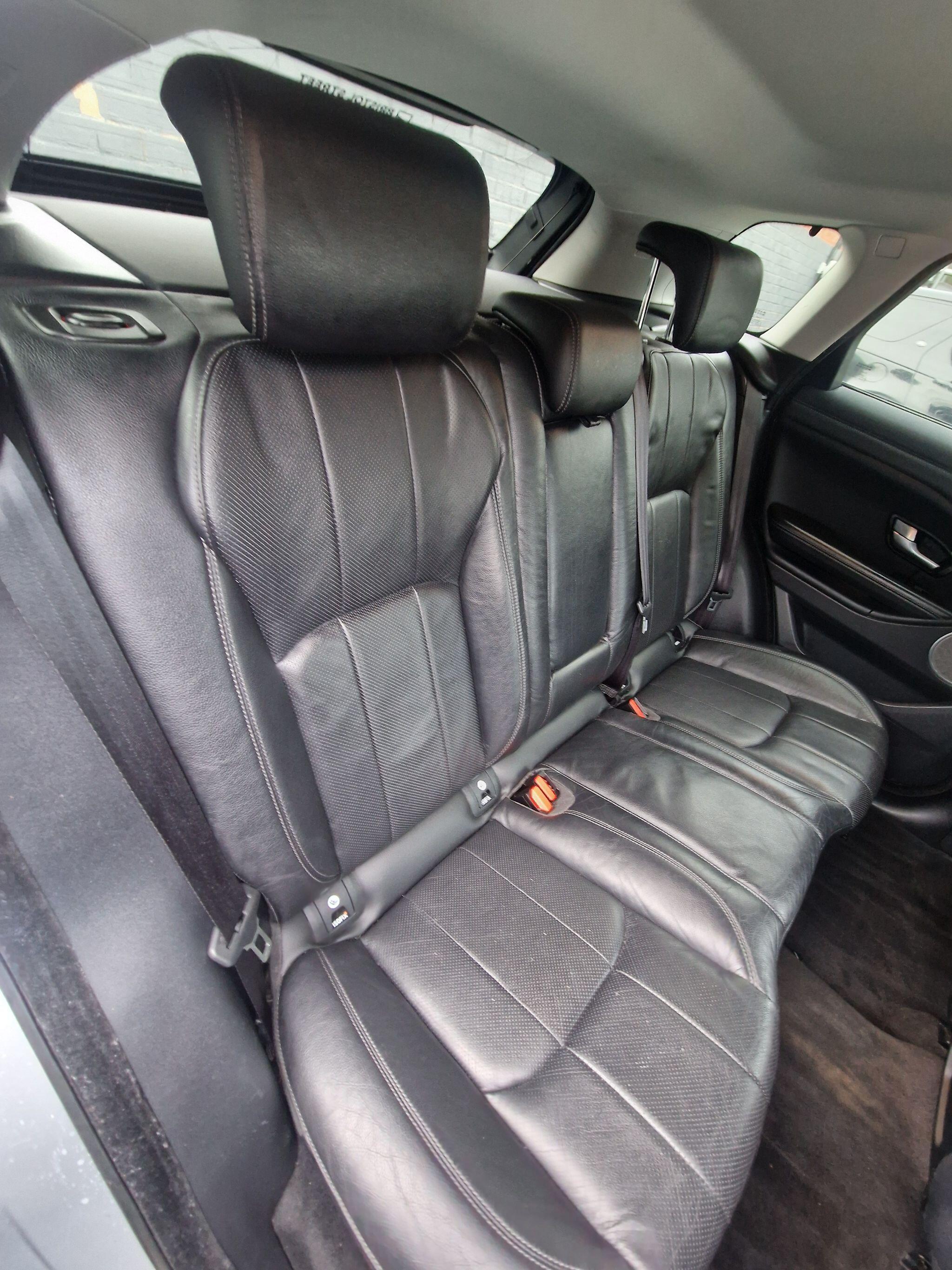 Land Rover Range Rover Evoque - Image 34