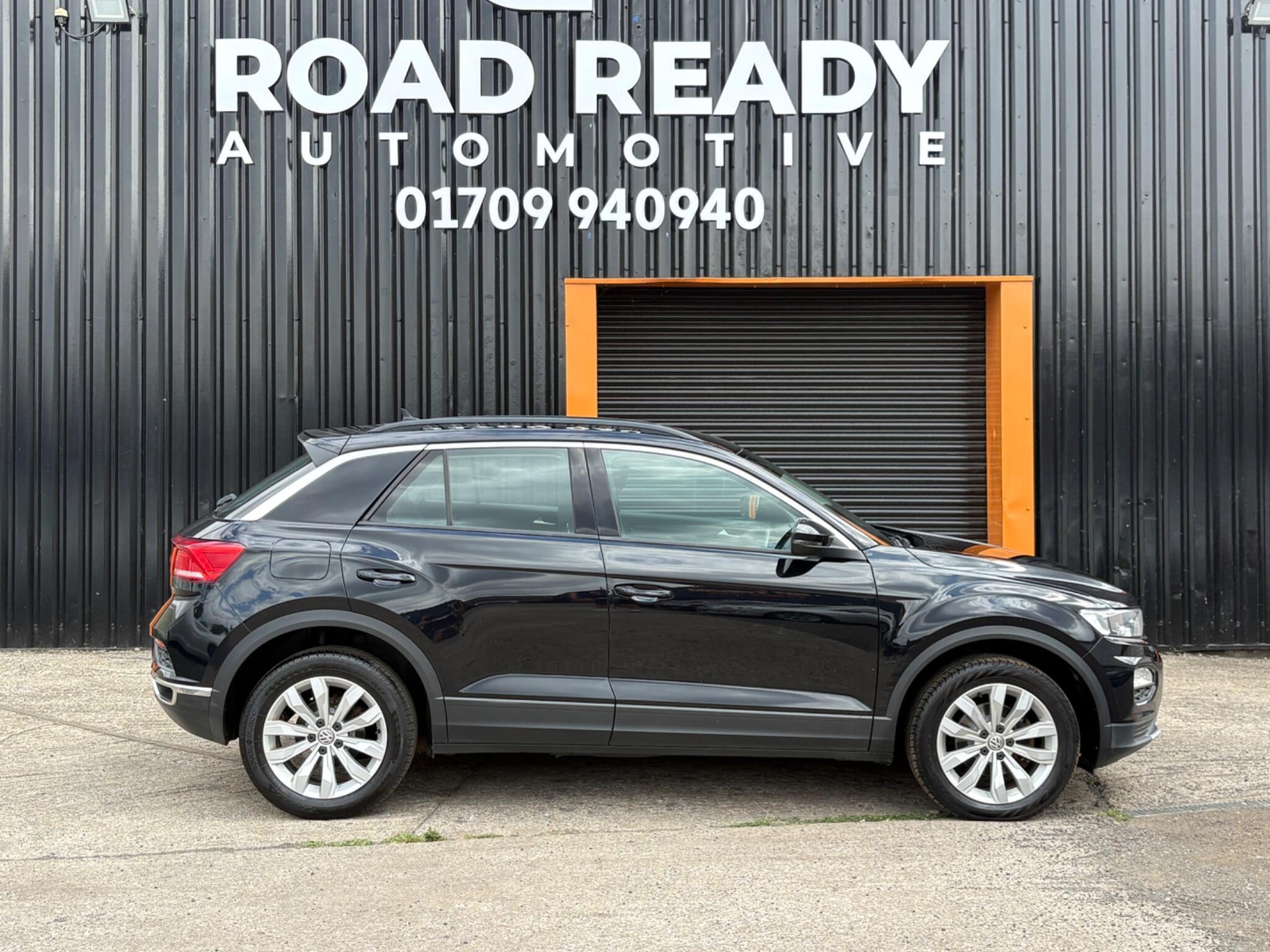 Volkswagen T-Roc - Image 3