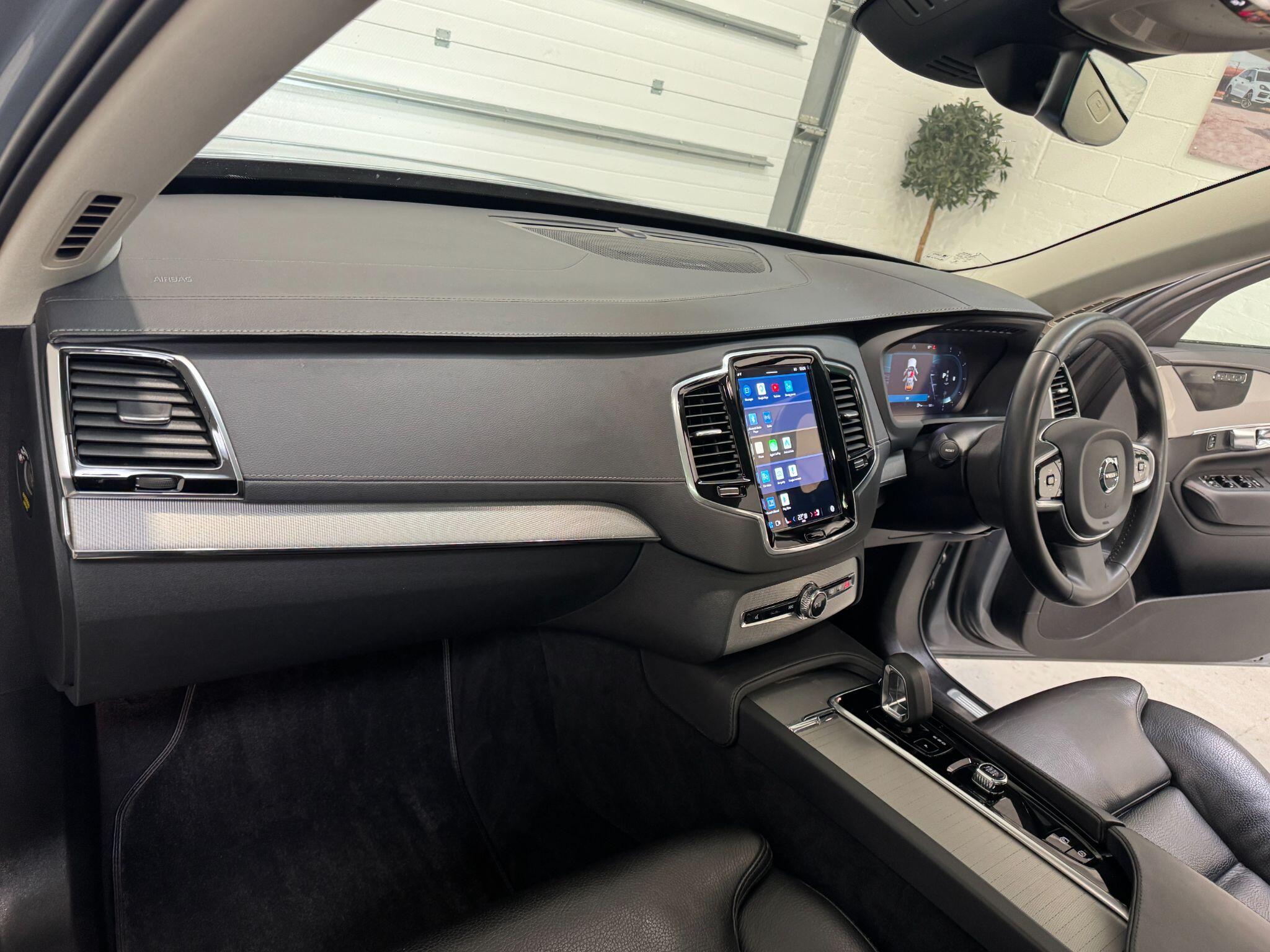 Volvo XC90 - Image 55