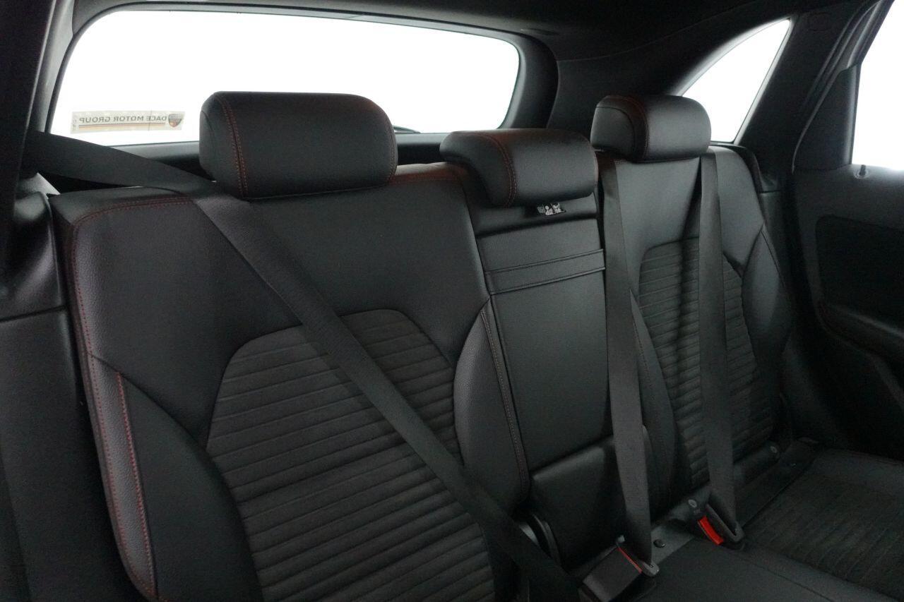 Mercedes B-Class - Image 18