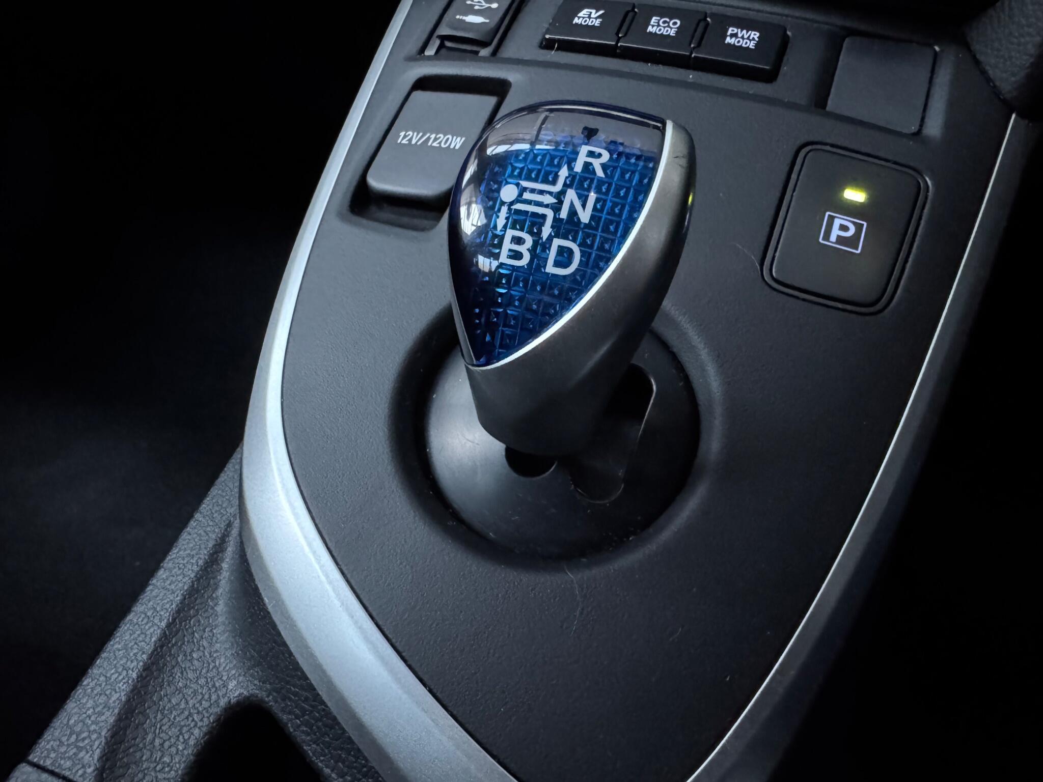 Toyota Auris - Image 20